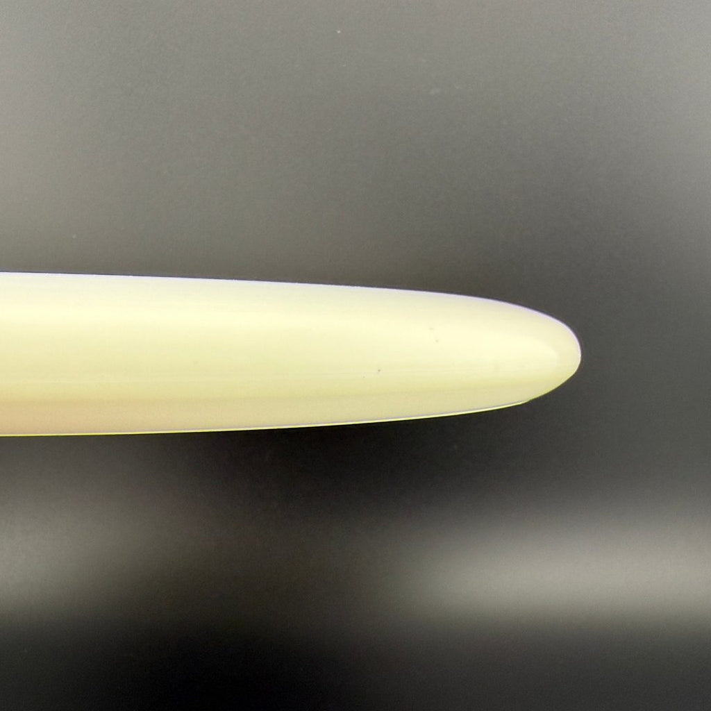 White ESP Roach - Bottom Stamp *Gibson Stash*