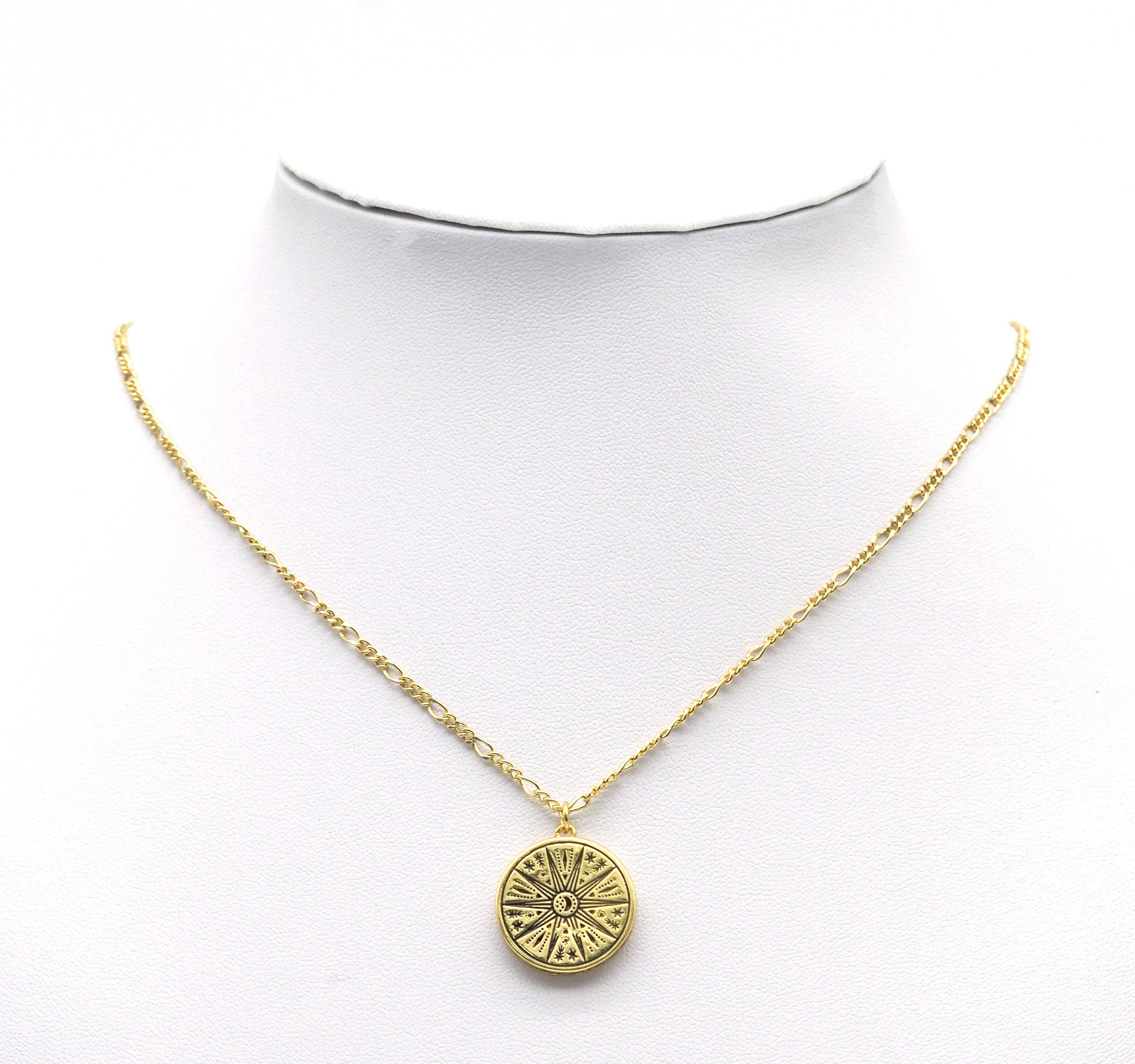 Gold North Star On Round Coin Charm, Sku#Z1456