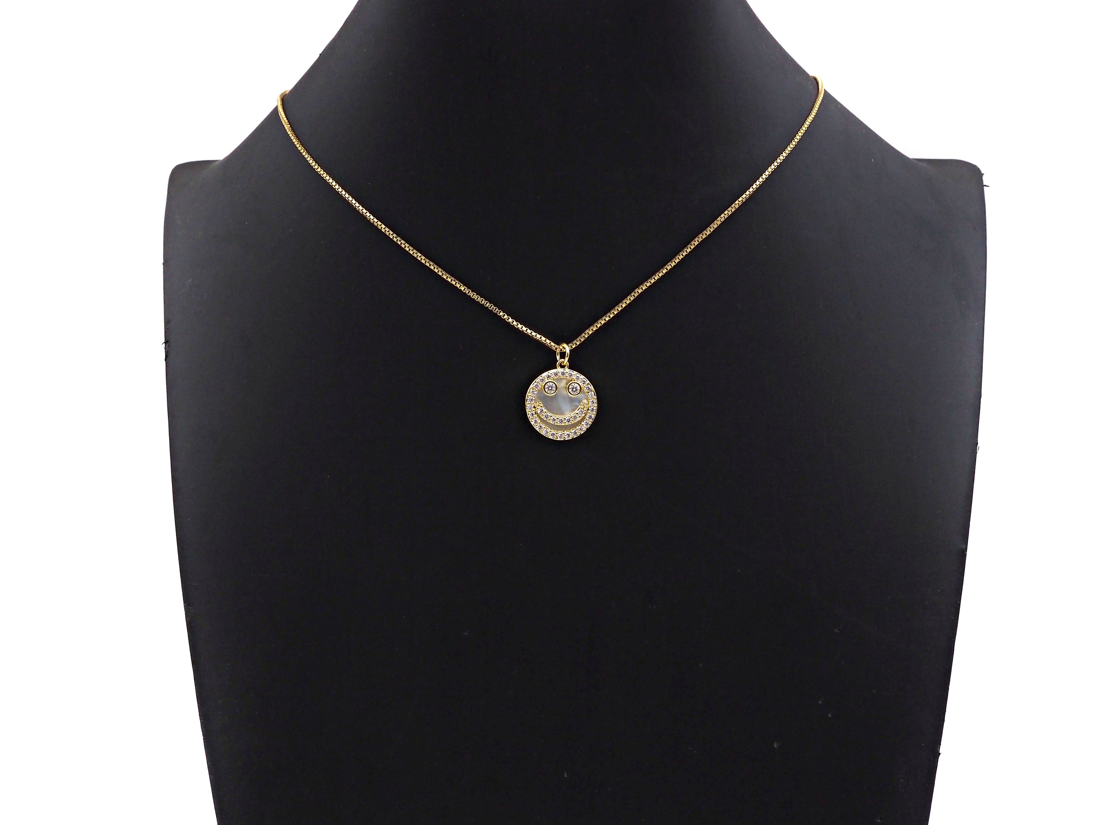 Mother-of-pearl Inlay Smiley Face Round Pendant/Charm, Cubic Zirconia Pendant Charm, MOP Charm, 18x16mm,Sku#L368