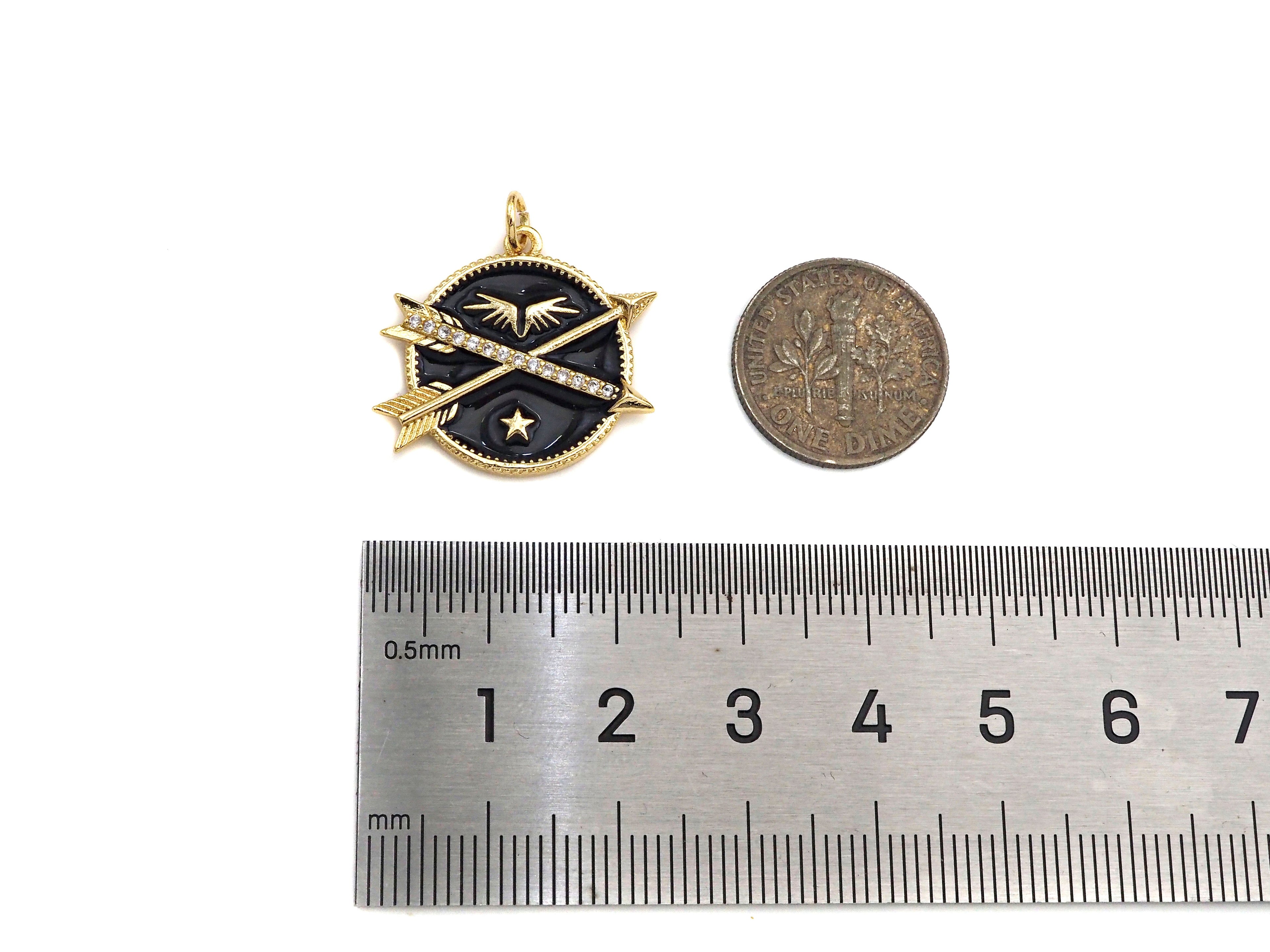 Black/White Enamel PAVE Arrows Cross On Round Coin Pendant, Enamel Round Pendant, Pave Enamel Jewelry Findings,25x21mm,sku#FH148