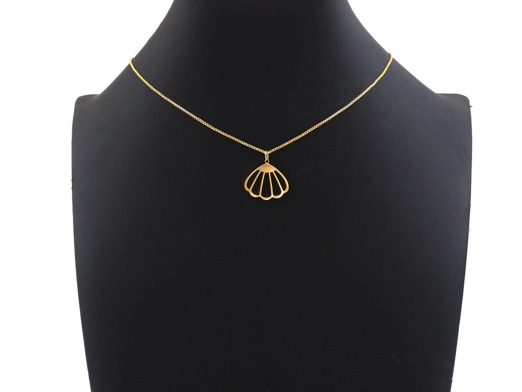 18K Gold Frame Shell Shaped Pendant/Charm, Fan Shell Shape Charm, Minimalist Jewelry, Jewelry making findings,20x19mm,sku#Y316