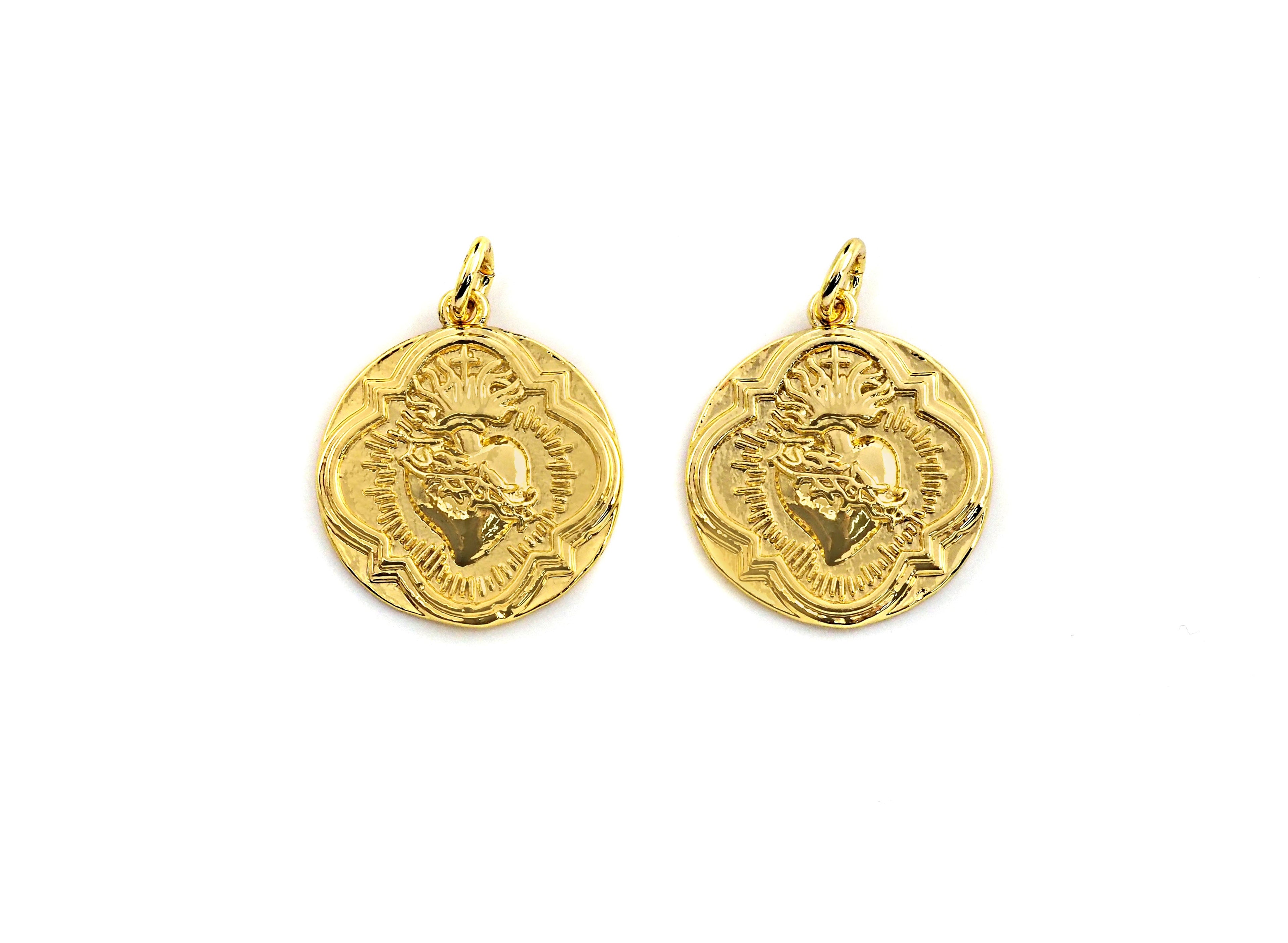 Medallion heart Pendant, Embossment Disc Pendant, Cubic Zirconia Pendant, Gold Tone, 18x20mm, Sku#Z692