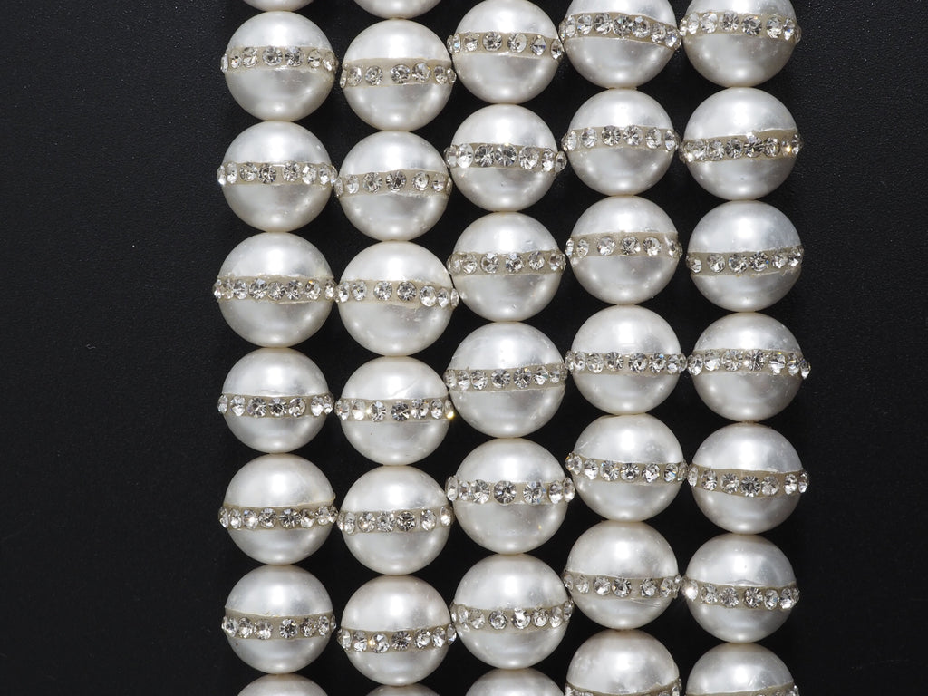 6mm/8mm/10mm/12mm Round Pearl with rhinestone inlaid, White