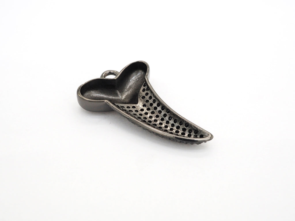 Black CZ Pave On Black Micro Pave Horn With Heart Pendant/Charm,Cubic Zirconia Pendant,Fashion Jewelry Findings, 22x37mm, sku#F536