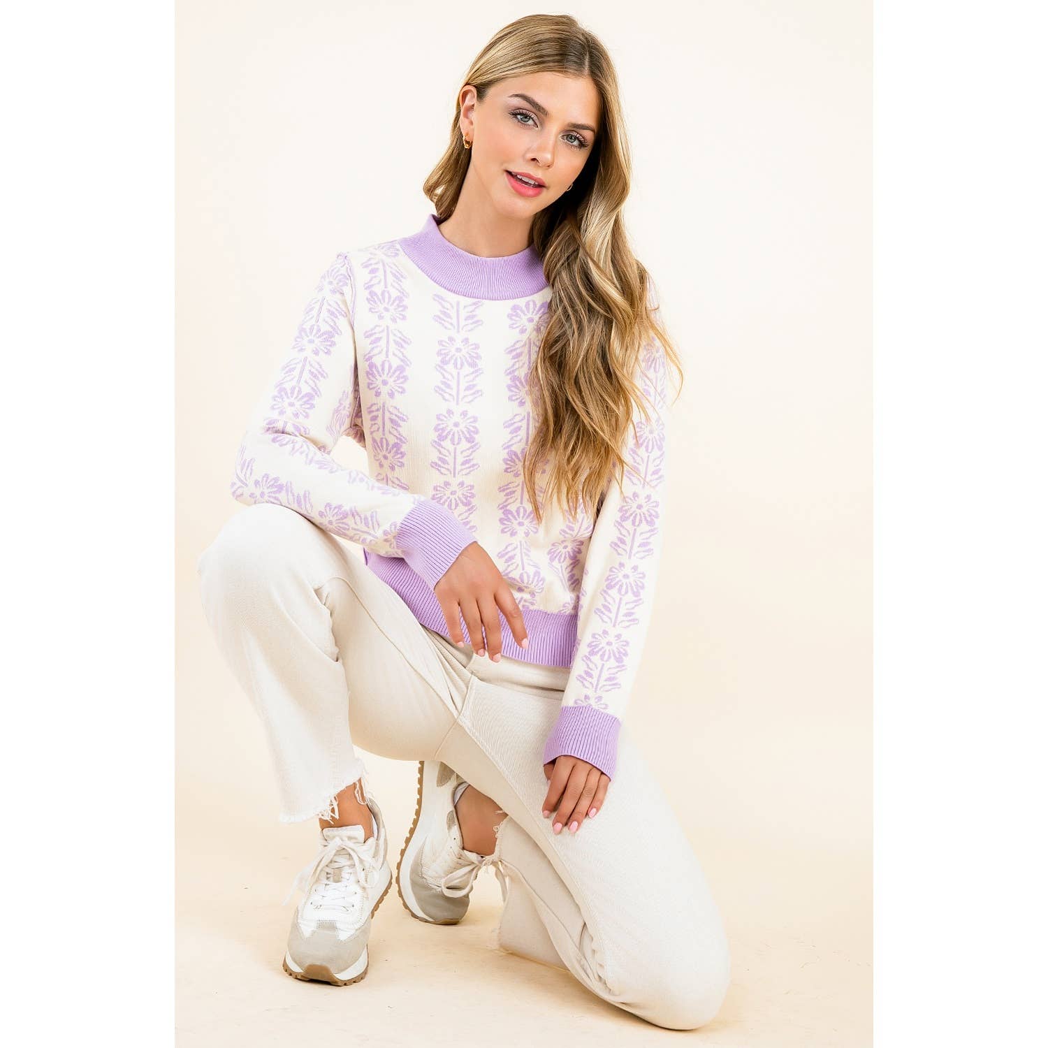 Leyla - Long Sleeve Floral Pattern Knit Pullover Sweater