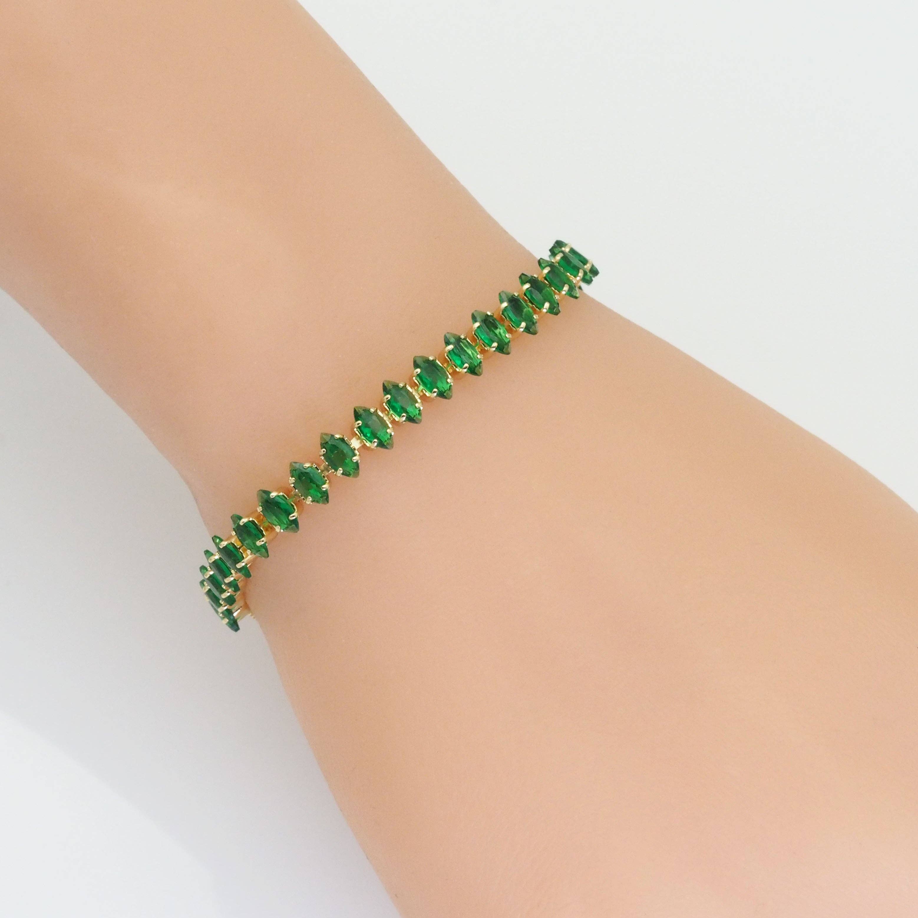 Marquise Shape CZ Adjustable Chain Bracelet, LD462