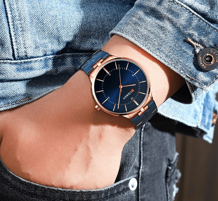 Montre étanche pour homme avec bracelet étincelant, disponible en cinq designs modernes – le cadeau parfait pour l'être cher.