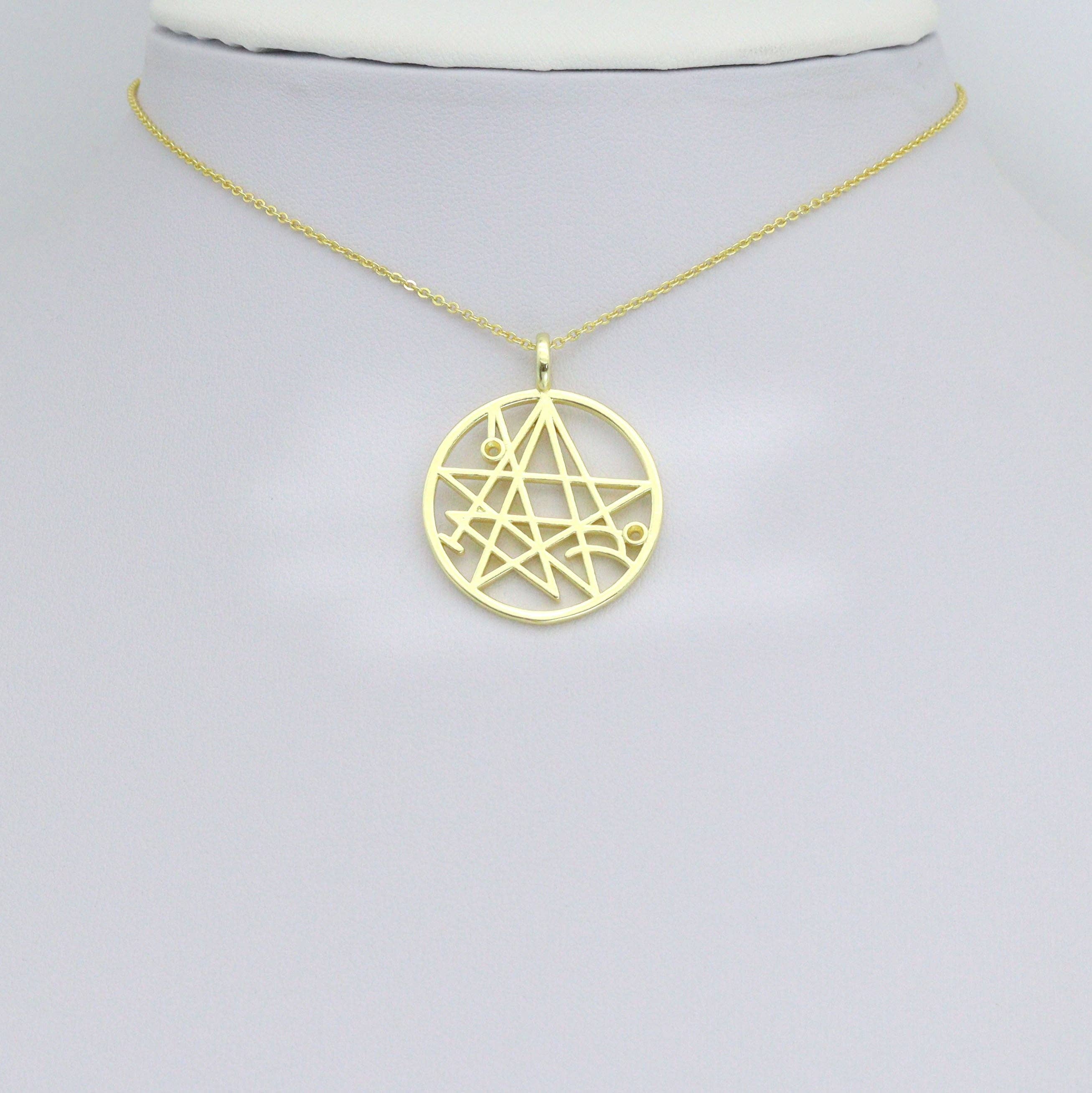 Gold Star Charm Pendant, Sku#LK1196