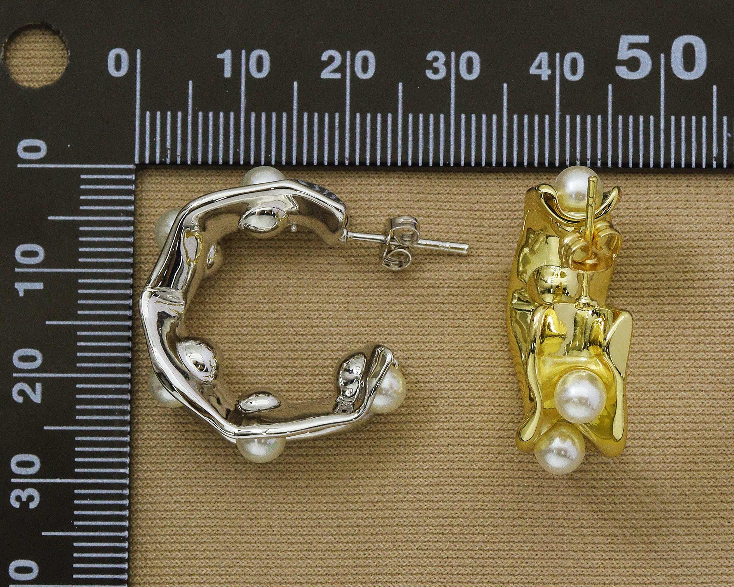 Pearl Hoop Earring,Sku#J330