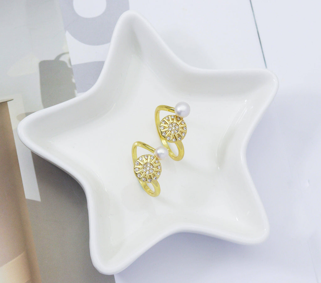CZ Round Flower and MOP Adjustable Ring, Sku#LD245