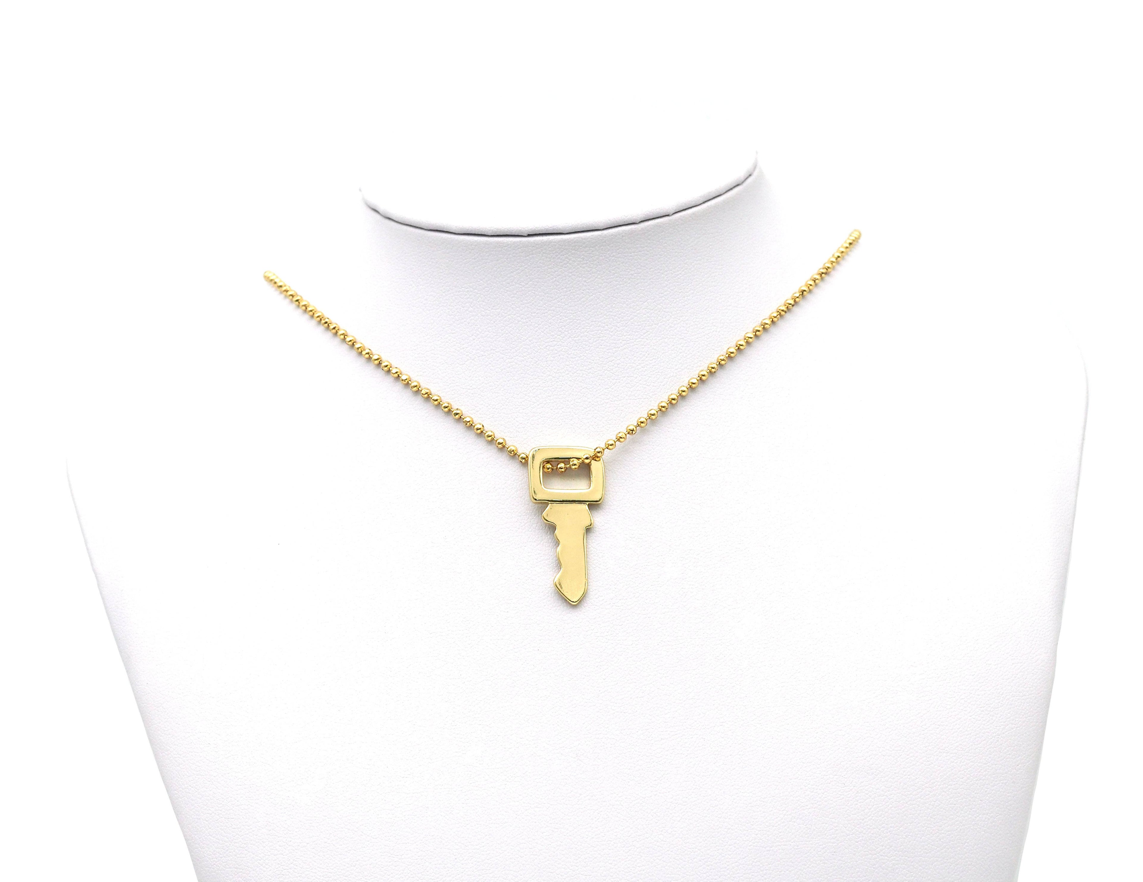 Gold Key Pendant, LD195