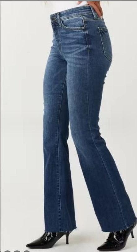 Jean délavé coupe slim taille haute – La coupe parfaite pour une cow-girl