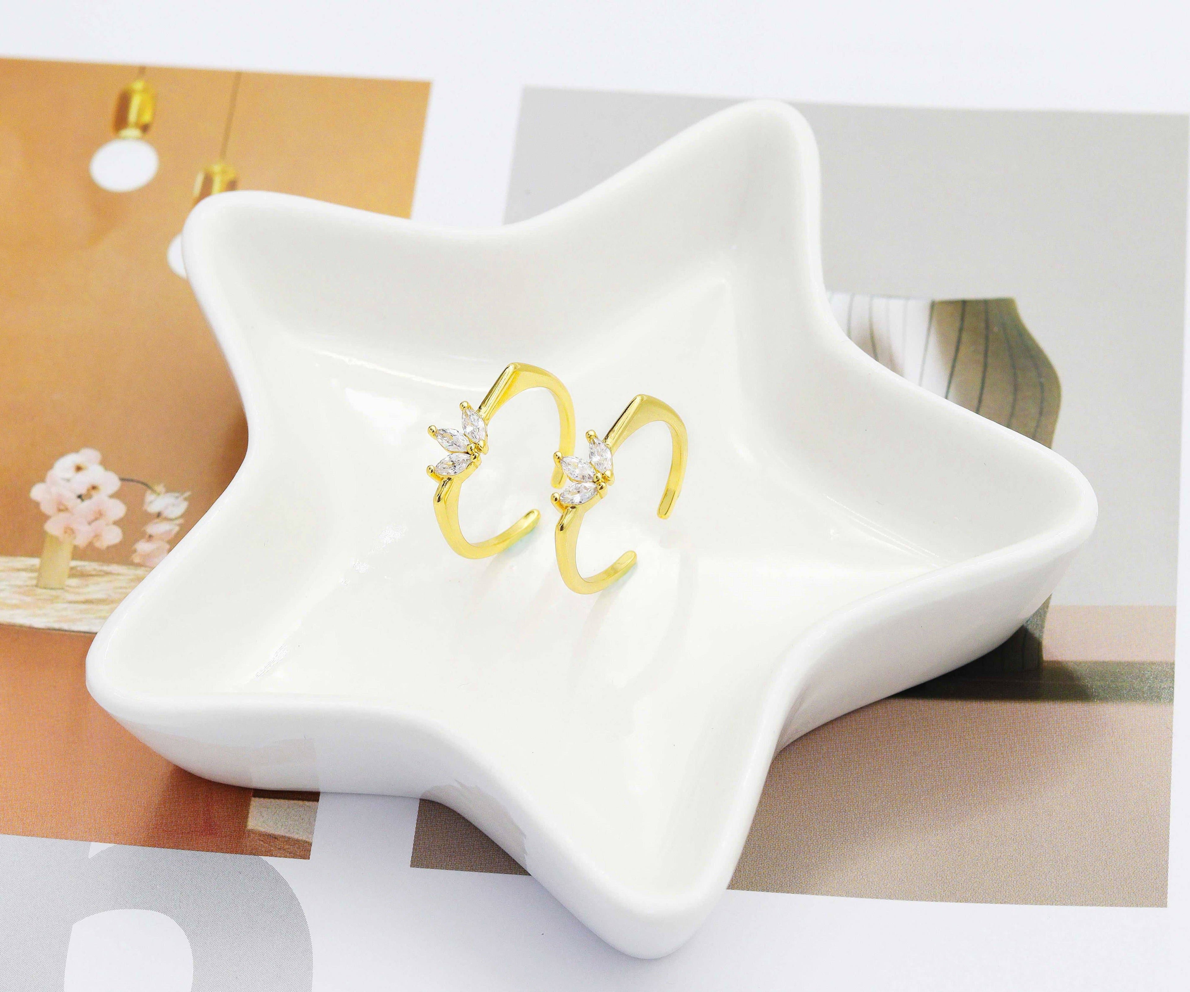 CZ Flower Adjustable Ring, Sku#O102