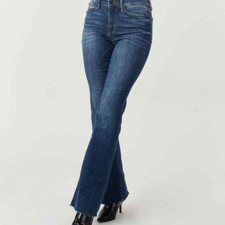 Jean délavé coupe slim taille haute – La coupe parfaite pour une cow-girl