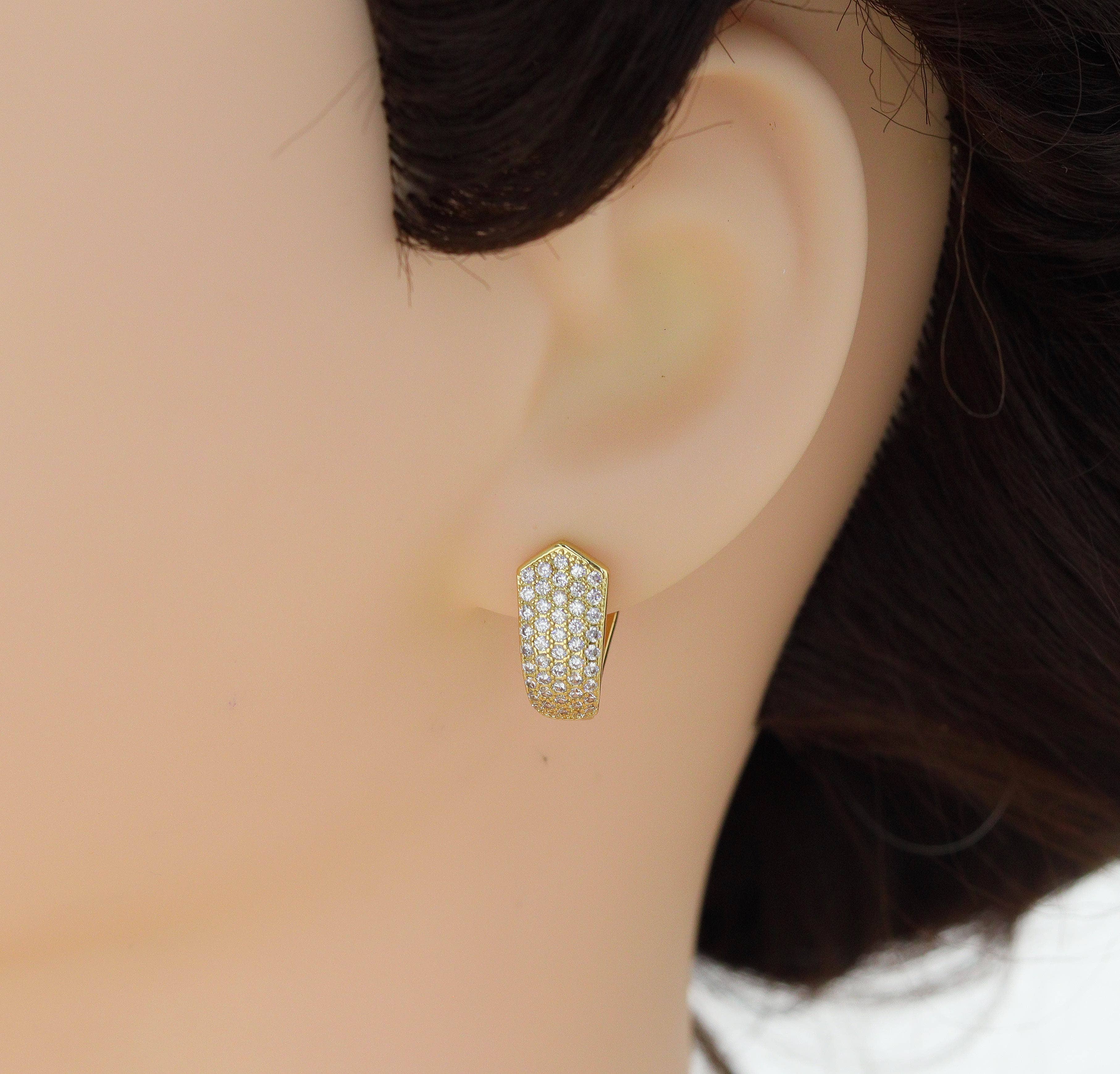 CZ Latch Back Thick Arrow Earrings,Sku#Y610