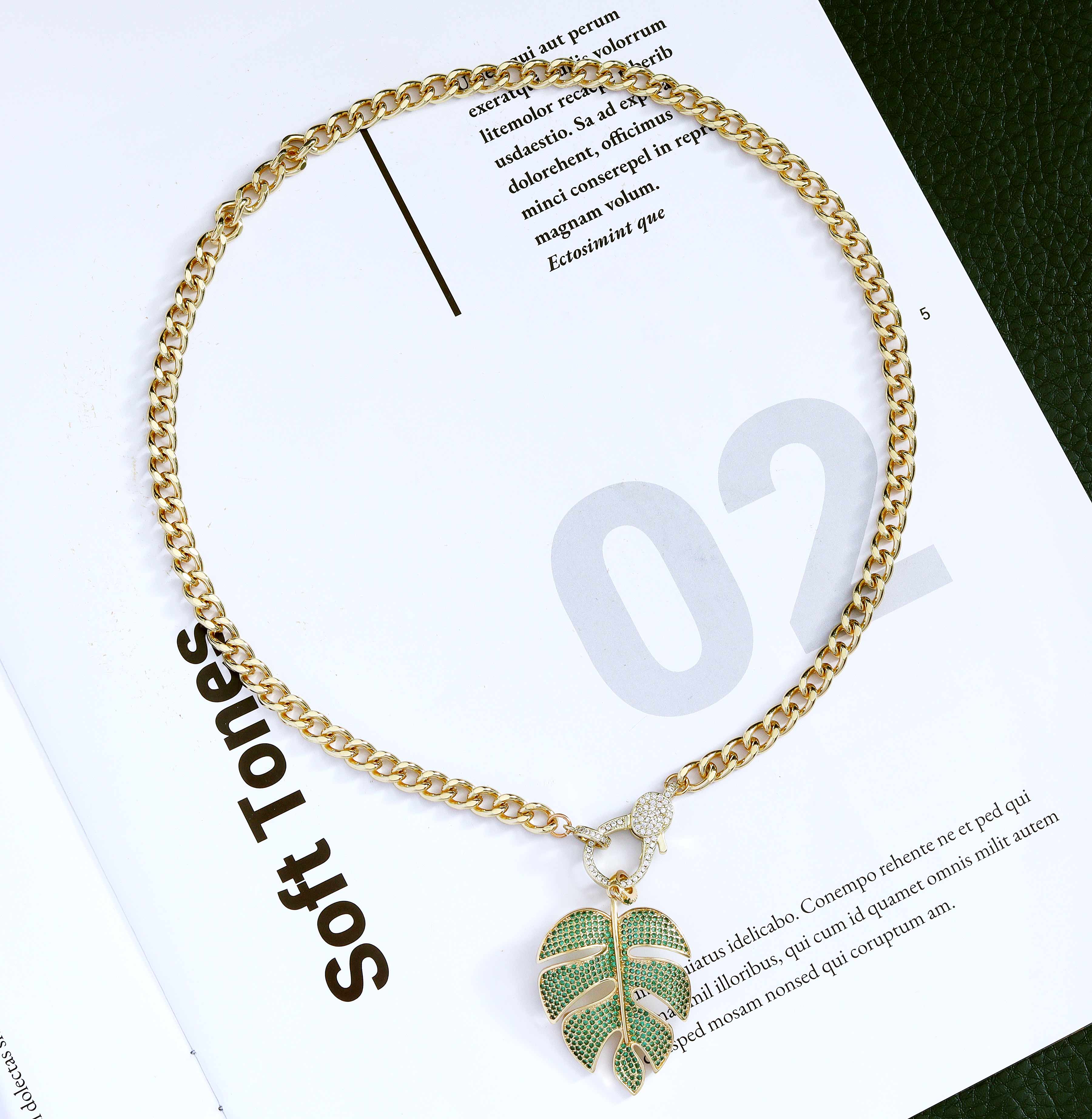 Collier Chaîne Cubaine Feuille, réf. CL08