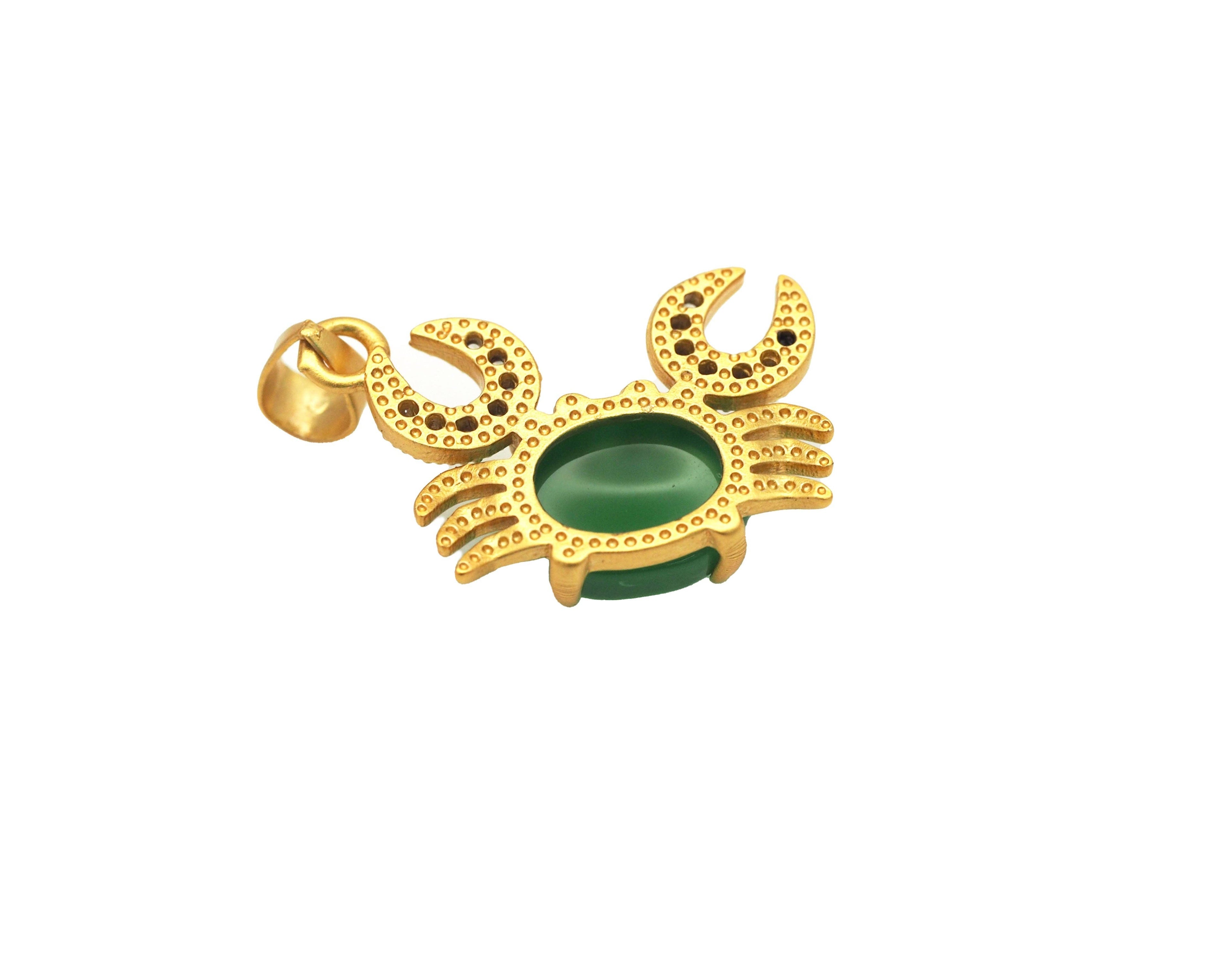 Jade Crab Charm, Sku#B138