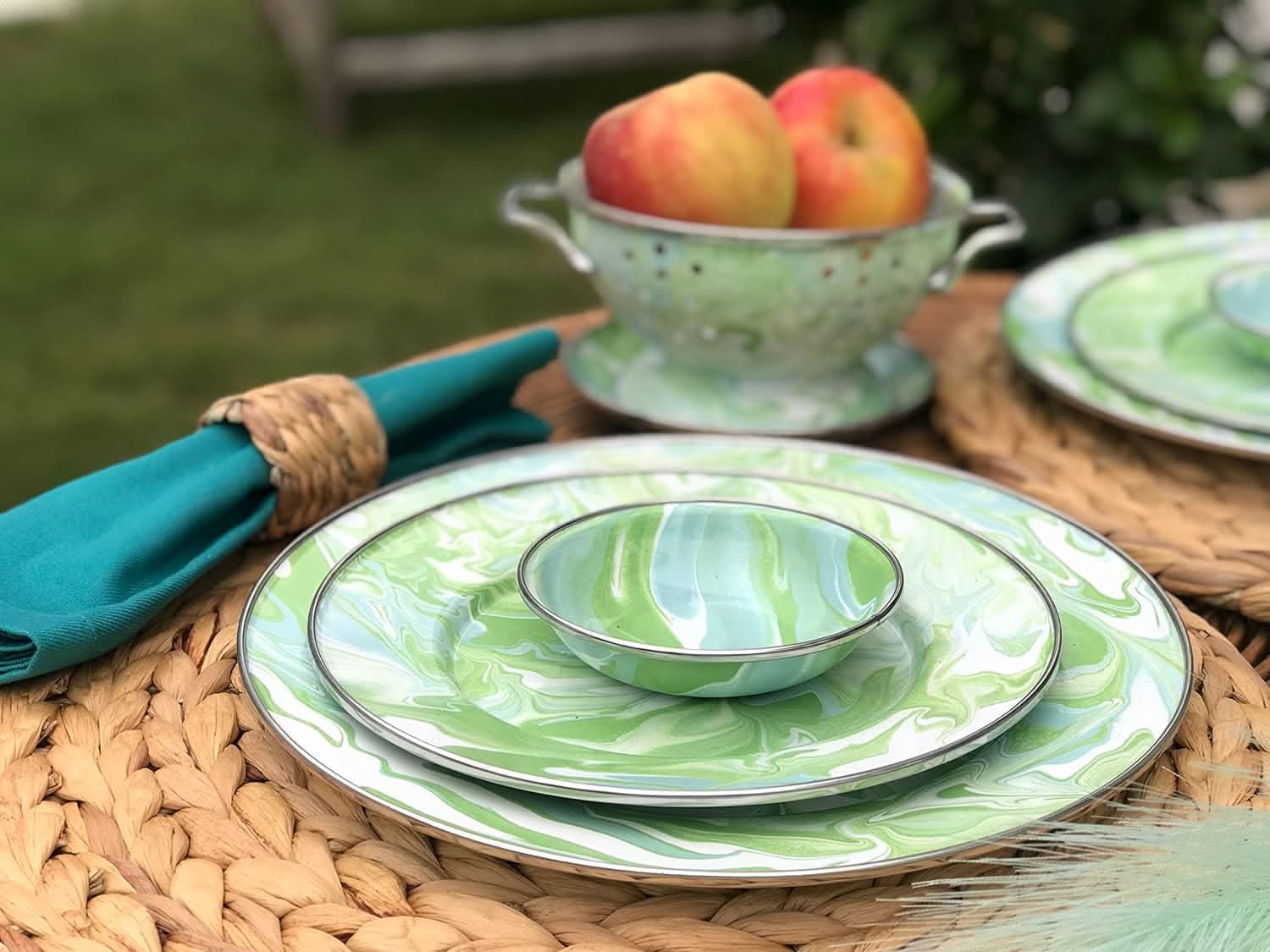 Golden Rabbit Enamelware Modern Monet Sandwich Plates - Set of 4