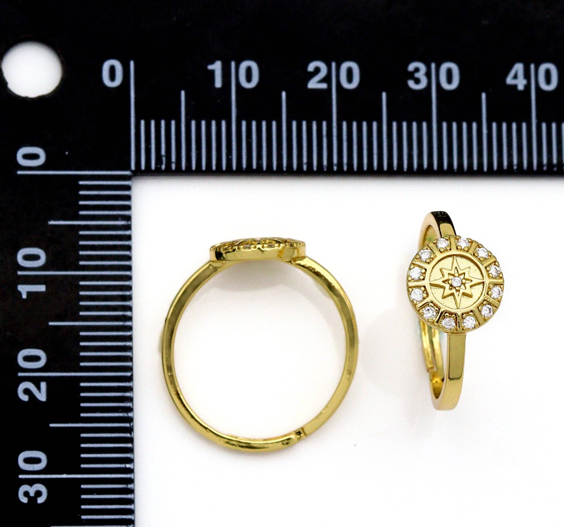 CZ Gold Star On Round Coin Ring, Sku#Y747
