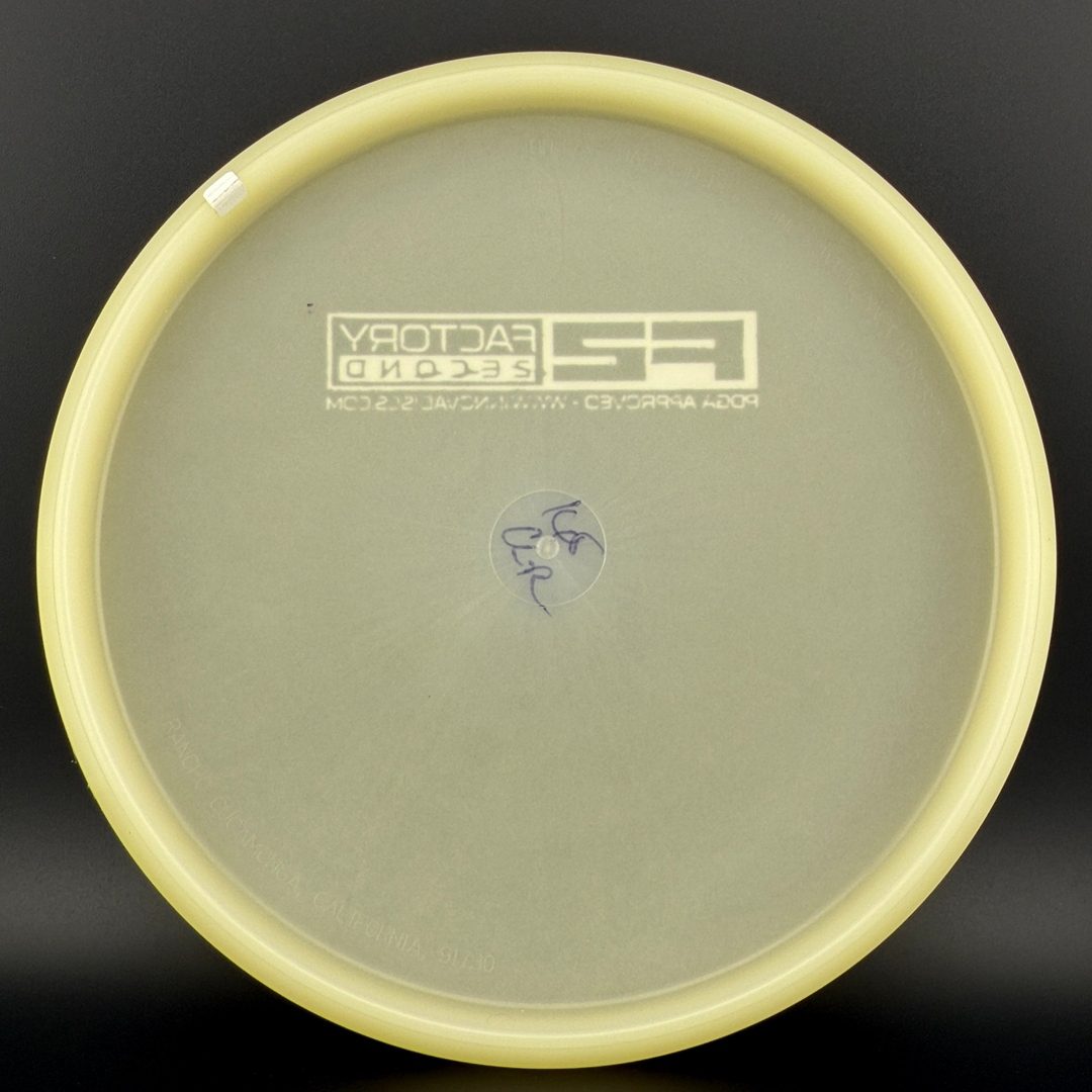 Glow Champion Classic Roc - Penned - F2