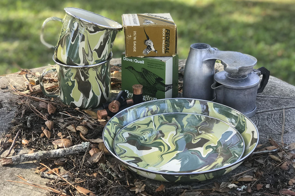 Golden Rabbit Enamelware 24 oz Grande Mugs Set of 4