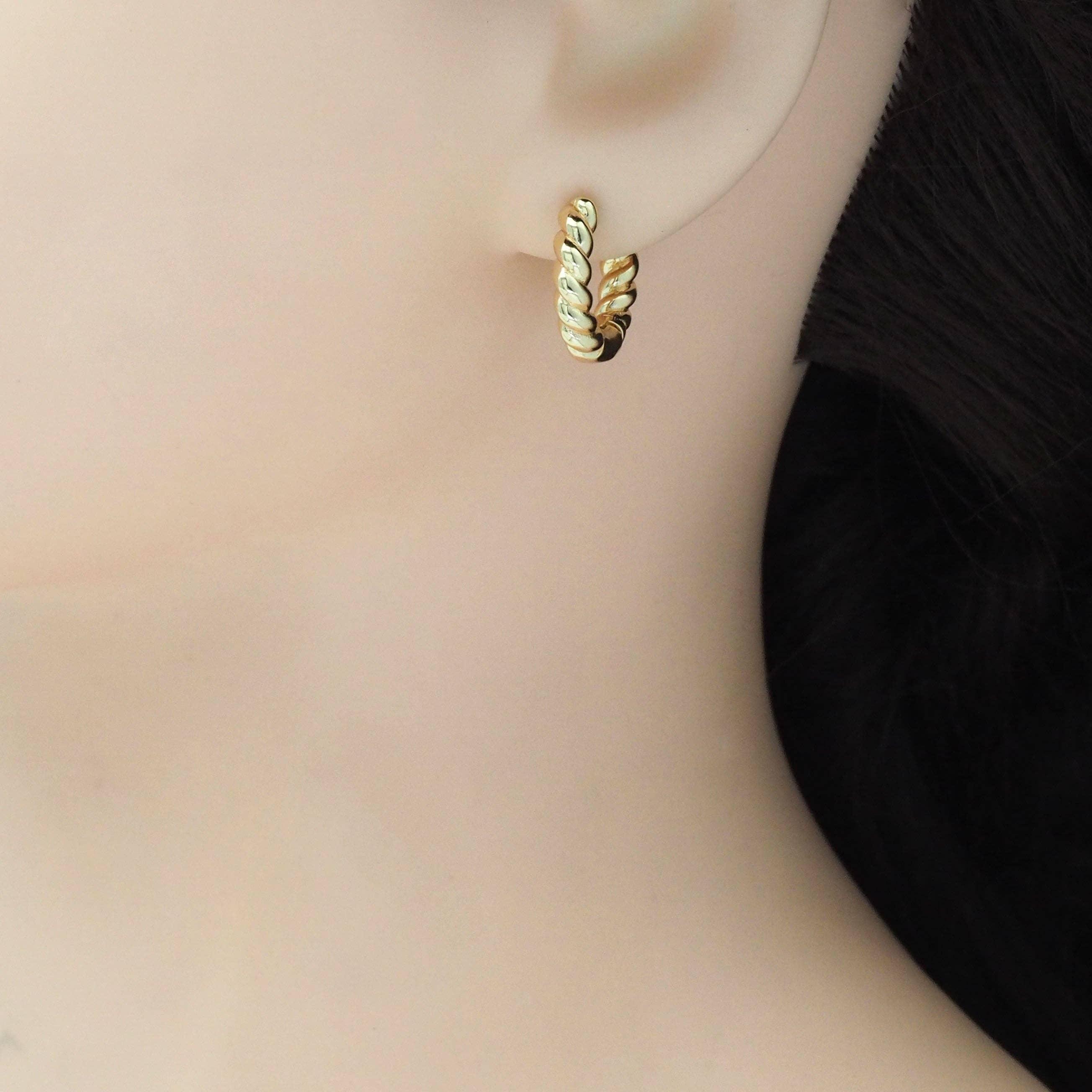 CZ Gold Twisted Round Hoop Earrings, Sku#ZX163C