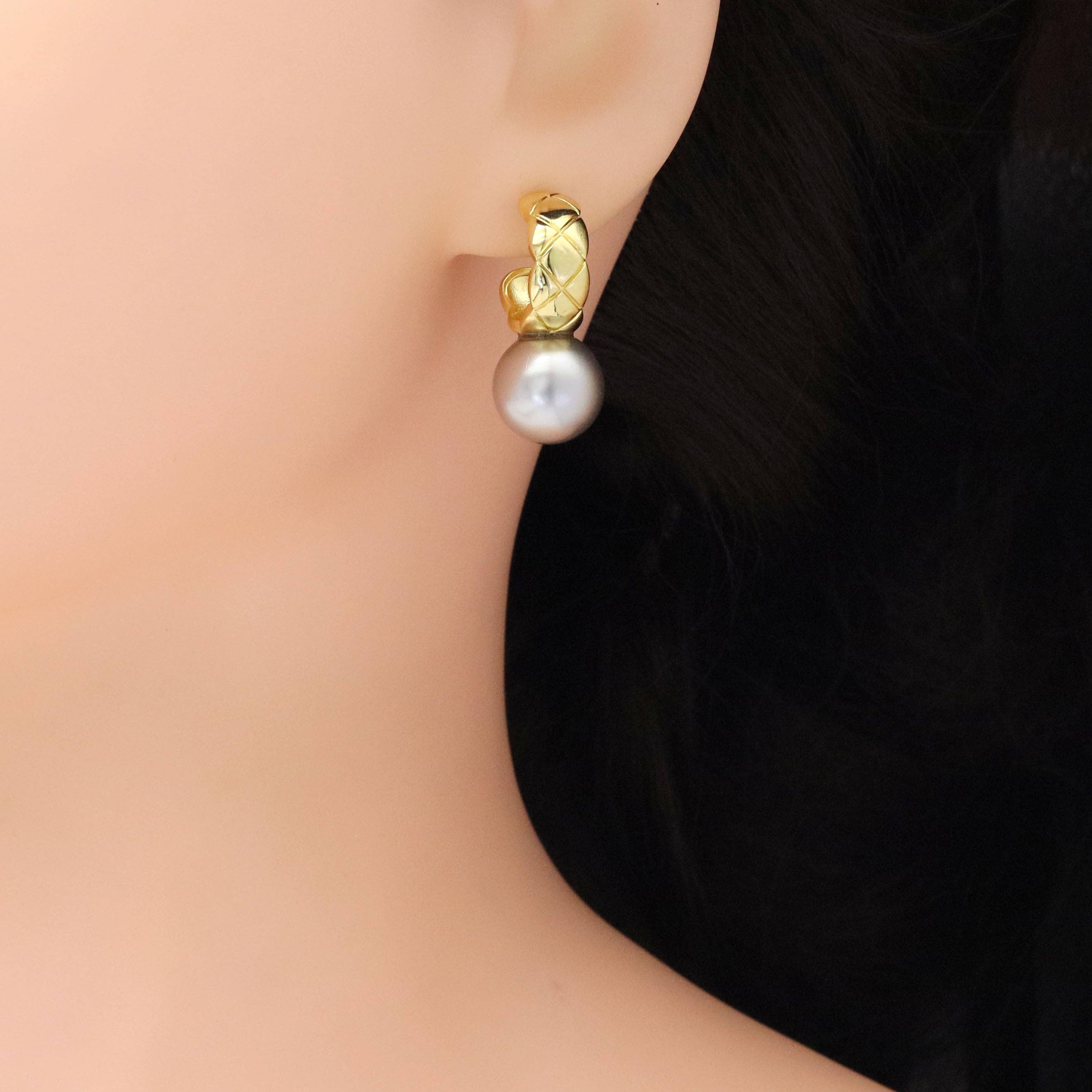 Chunky White Grey Pearl Stud Earrings, Sku#ZX189