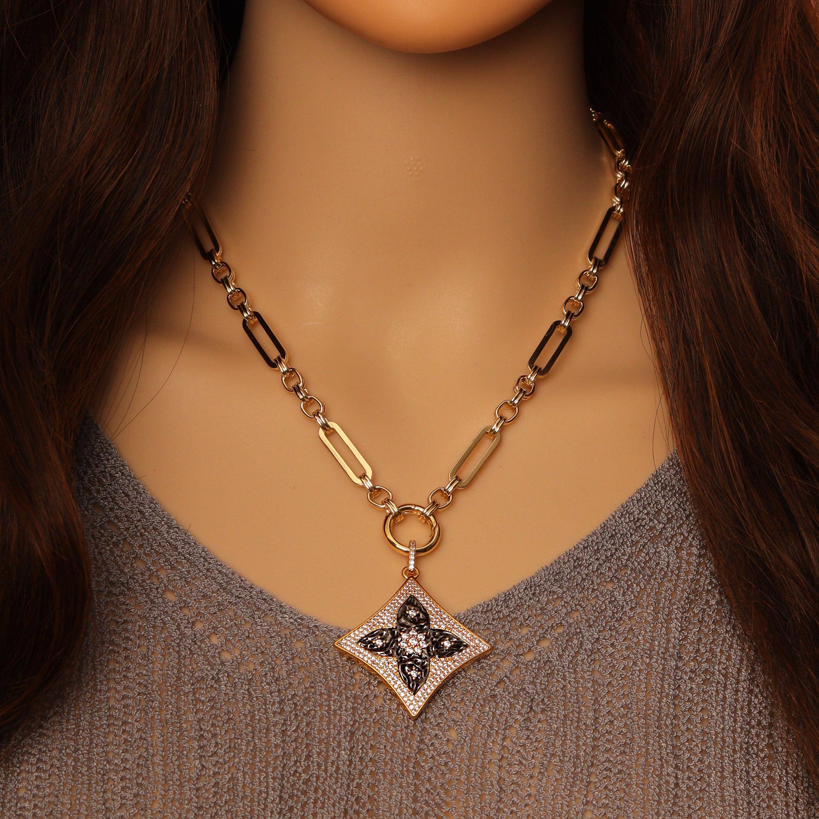 Mixed Paperclip Link Chain with Rhombus Clover necklace