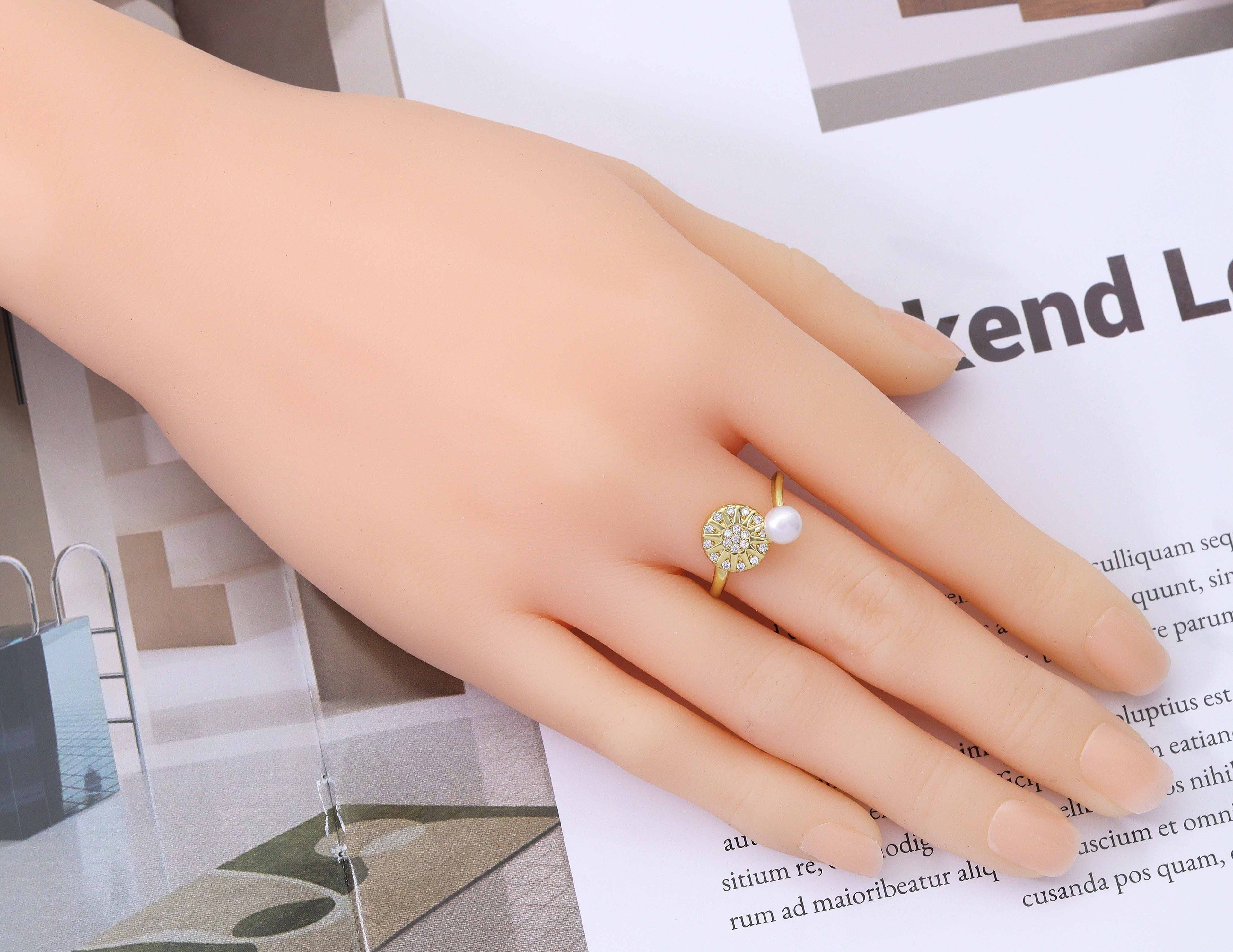 CZ Round Flower and MOP Adjustable Ring, Sku#LD245