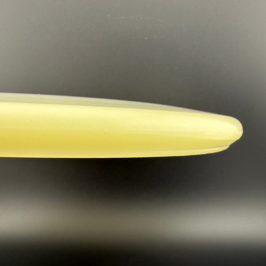 Glow Champion Classic Roc - Penned - F2
