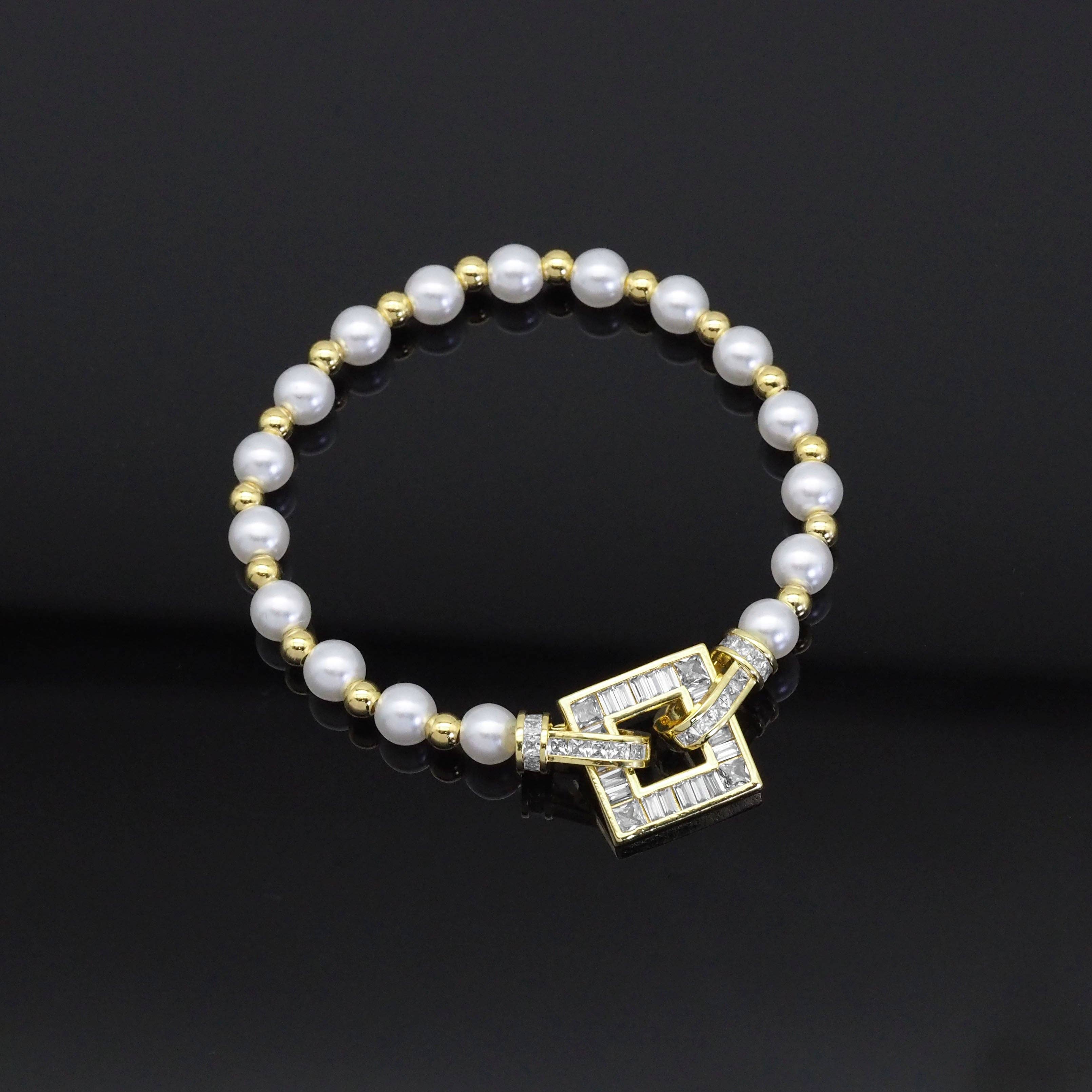 Pearl Gold Spacer Square Clasp Bracelet , Sku#LD475C