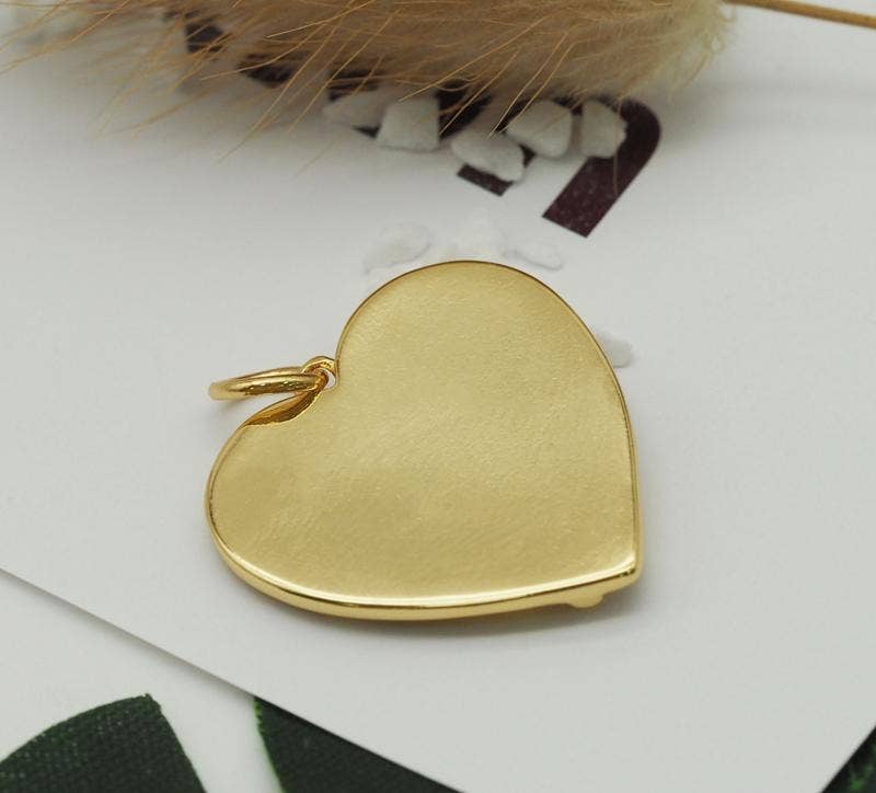 Enamel Heart Pendant, Sku#Z1433