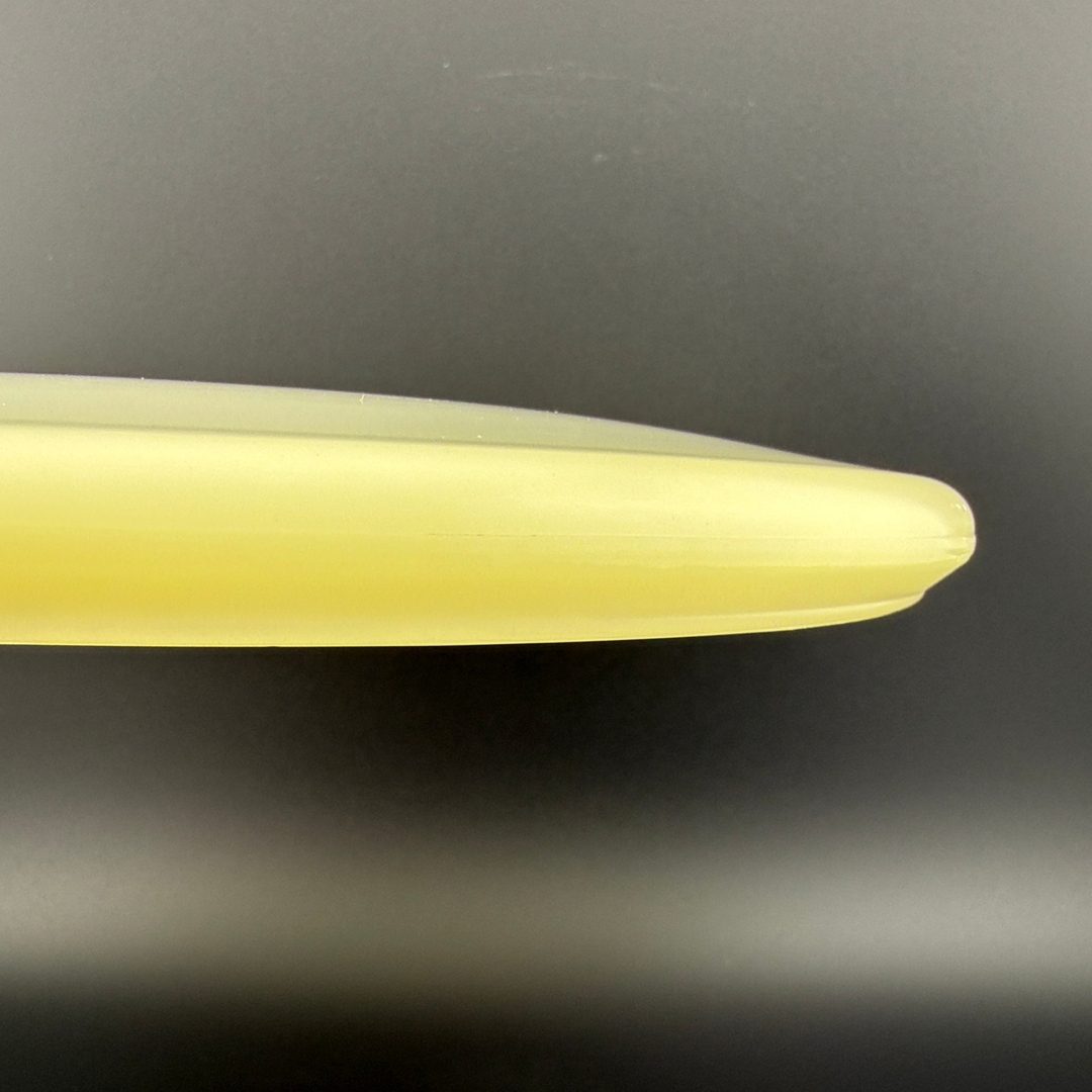 Glow Champion Classic Roc - Penned - F2