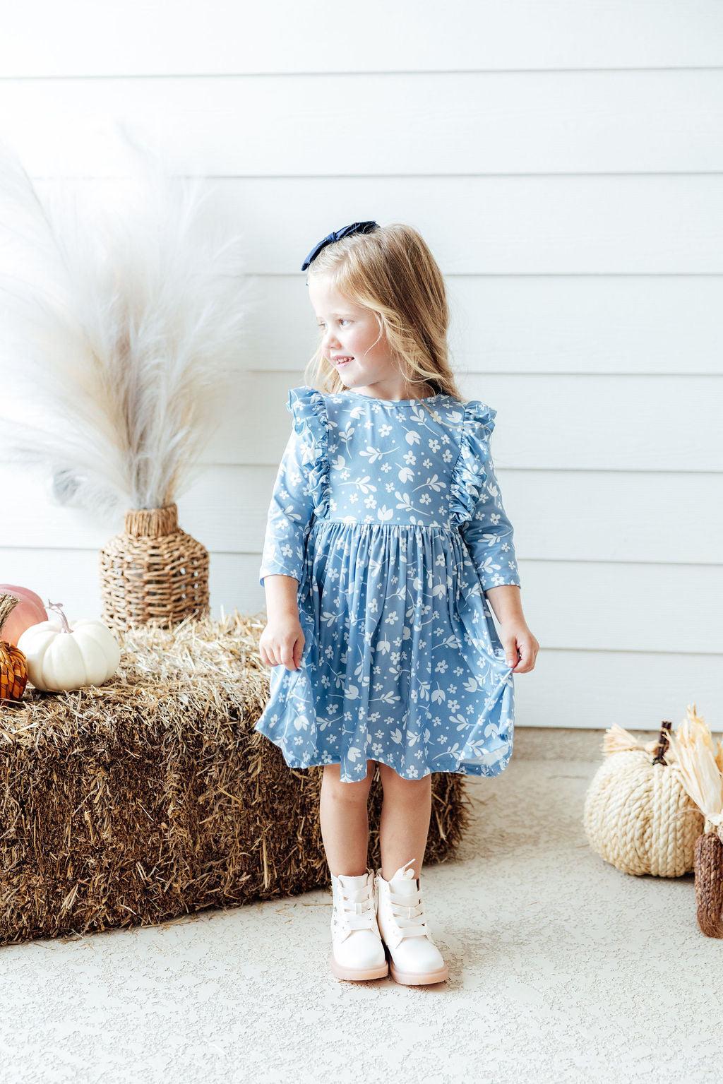 Robe virevoltante Bluebell à manches 3/4 et volants