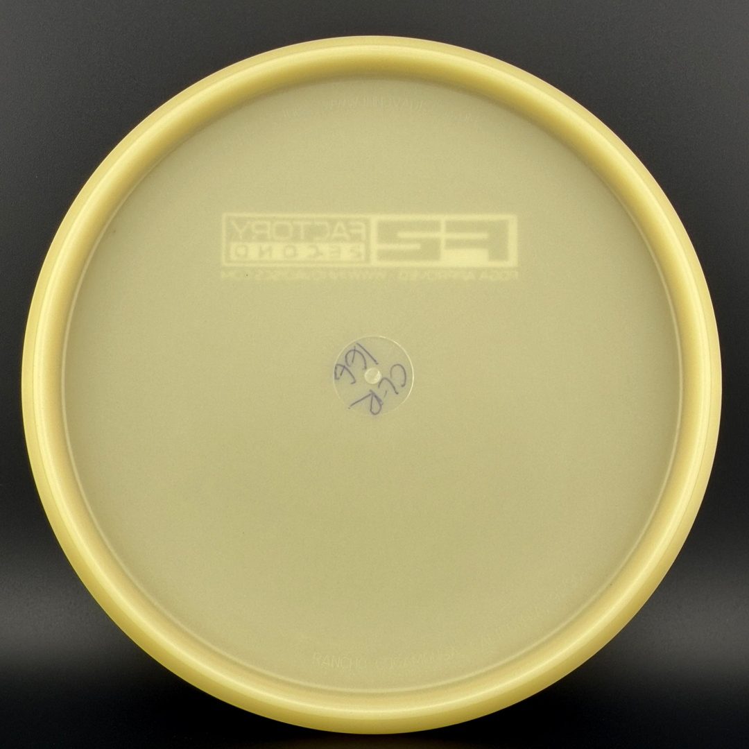 Glow Champion Classic Roc - Penned - F2