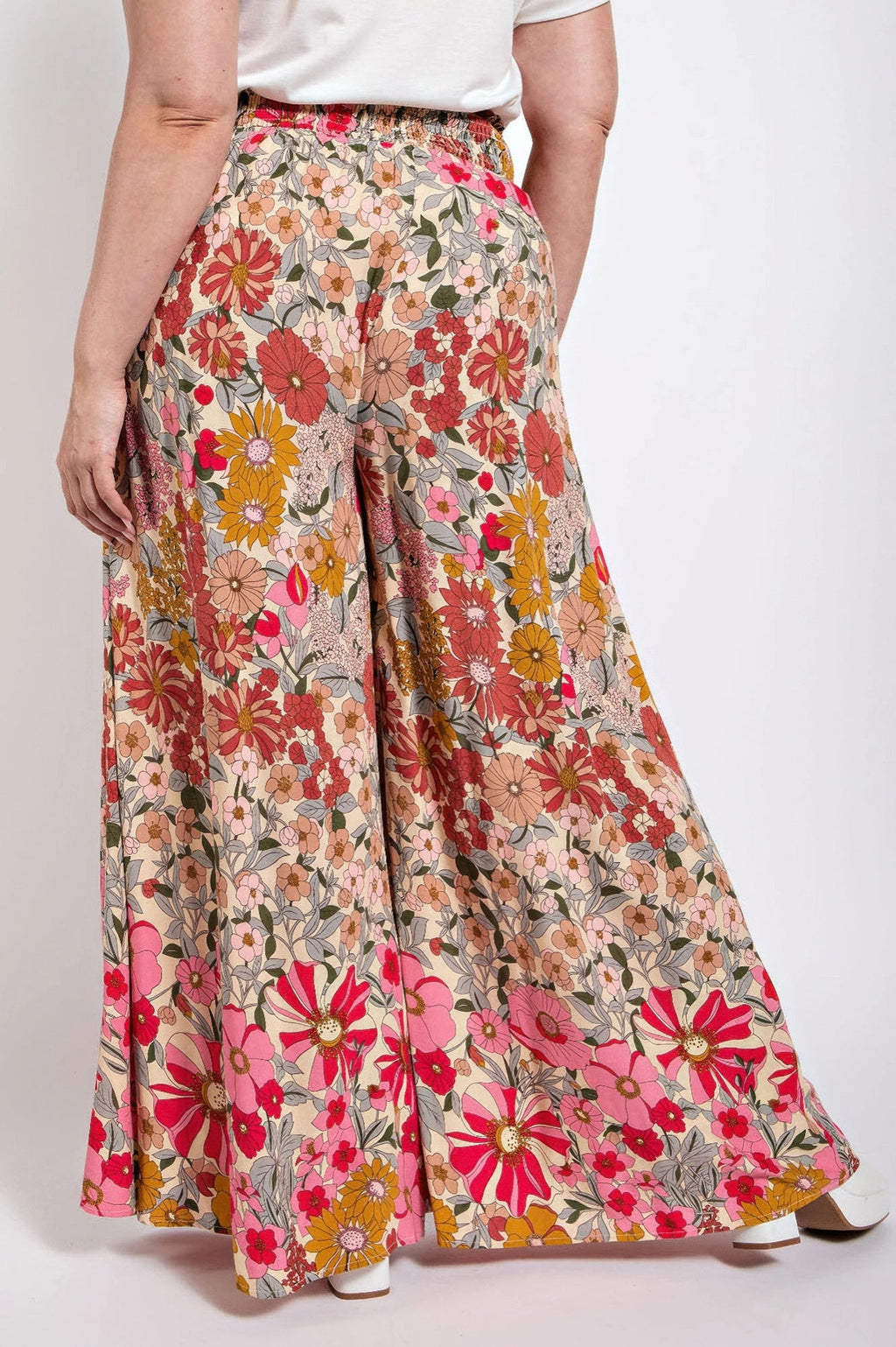 Flare Wide Leg And Waist Smocked Pants With Side Pocket