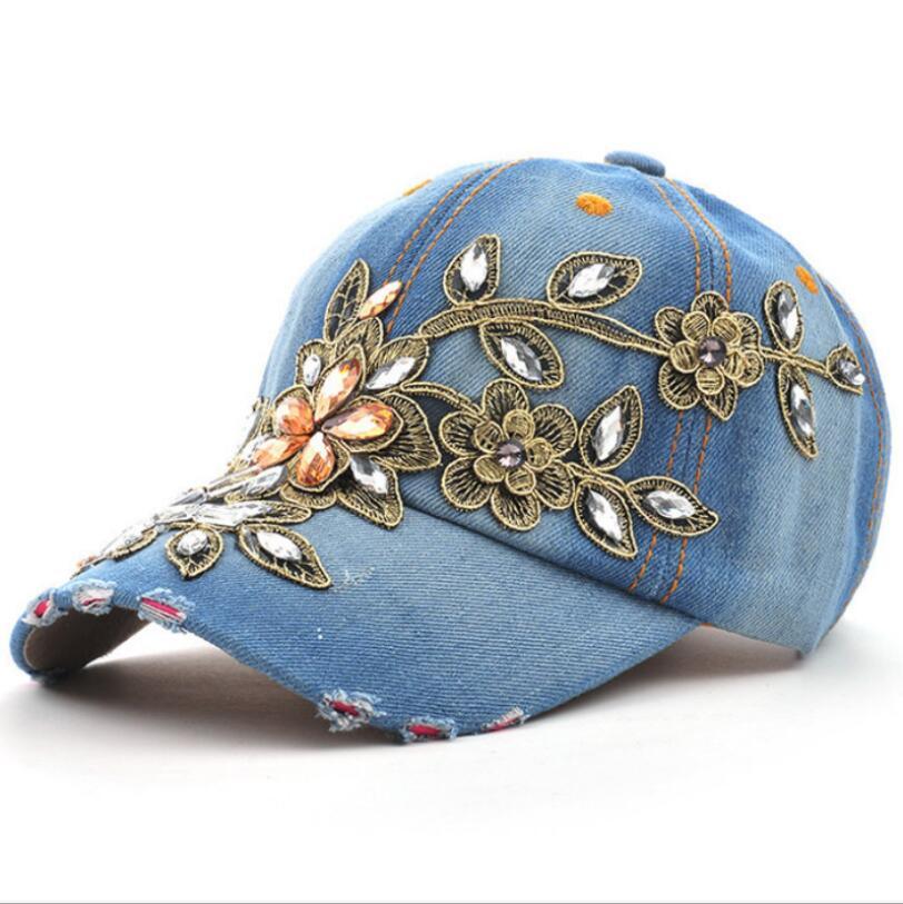 Casquette de baseball brodée de fleurs en diamant Cowgirl