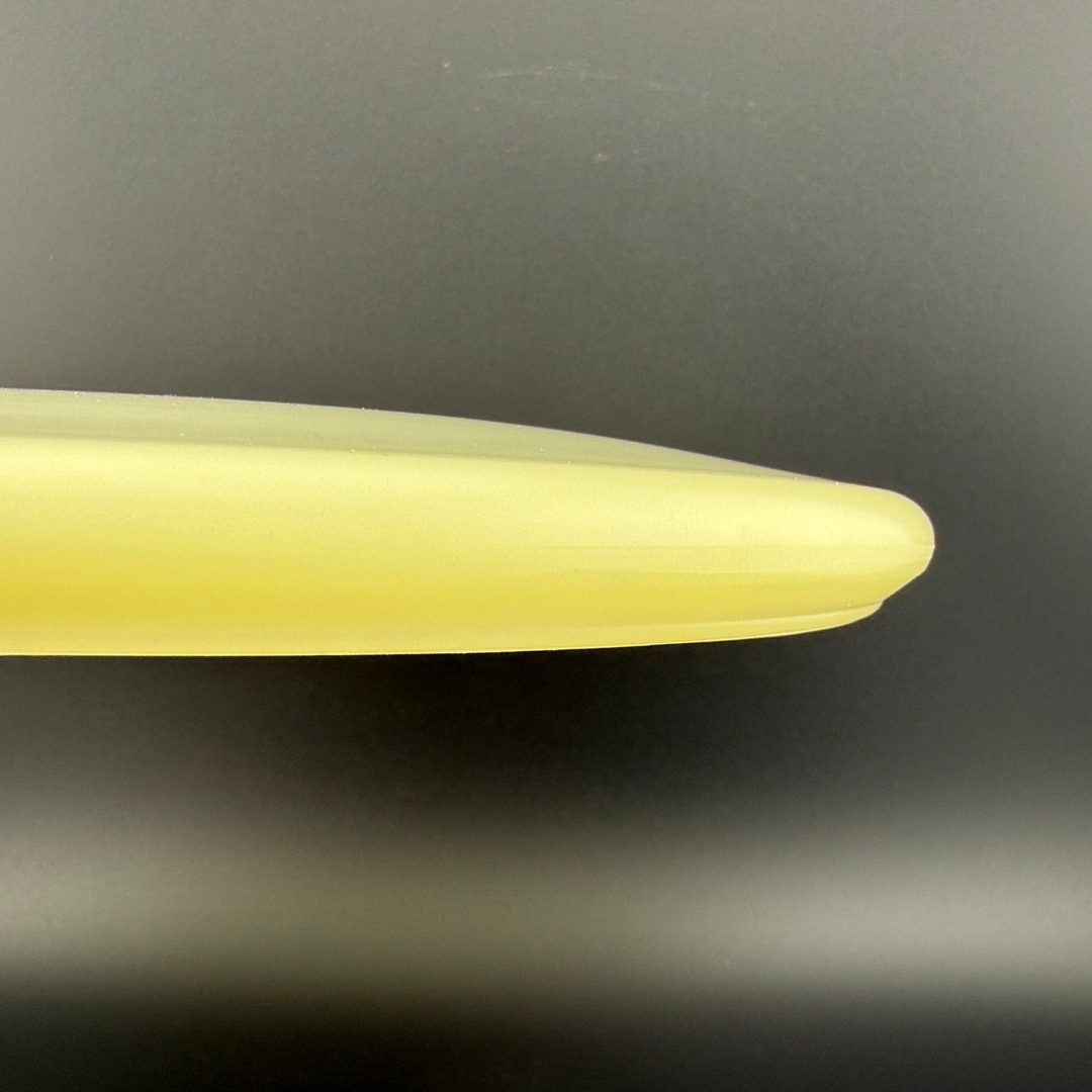 Glow Champion Classic Roc - Penned - F2