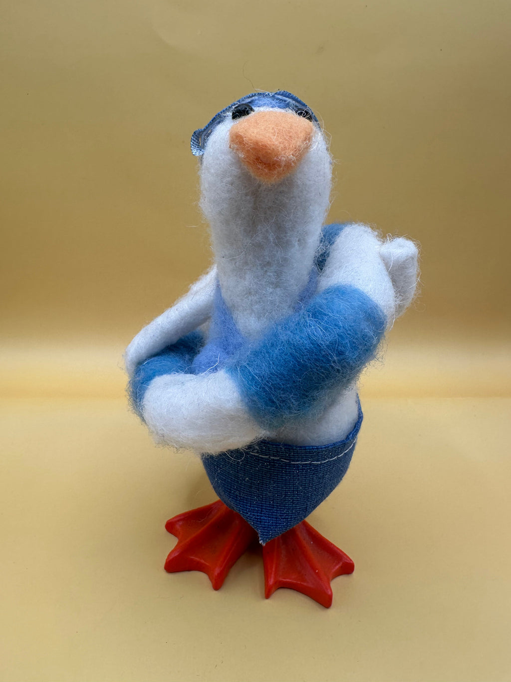 Felted Wool Swimming Duck Figurine – Coastal Decorative Statue 6"
