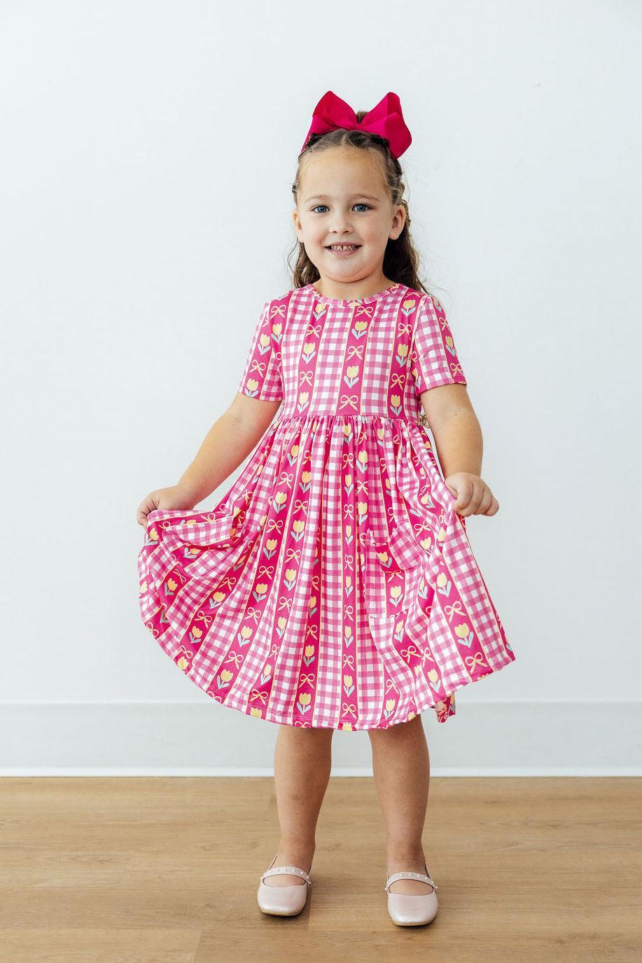 Robe tulipe à manches courtes et poches motif « Je t'aime beaucoup »