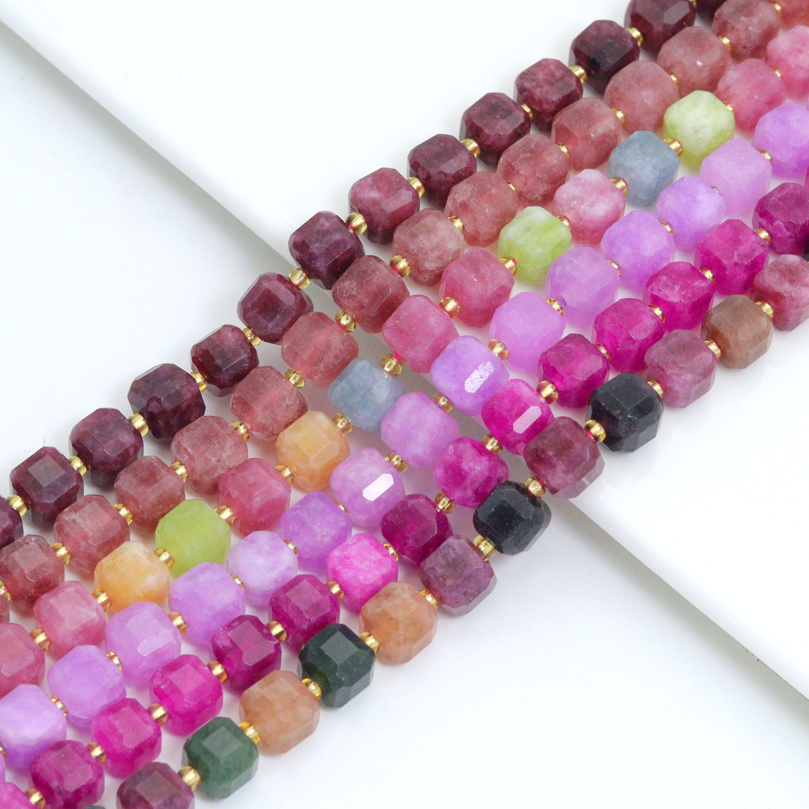 10x10 mm Faceted Cube Jade Beads, U2246-3