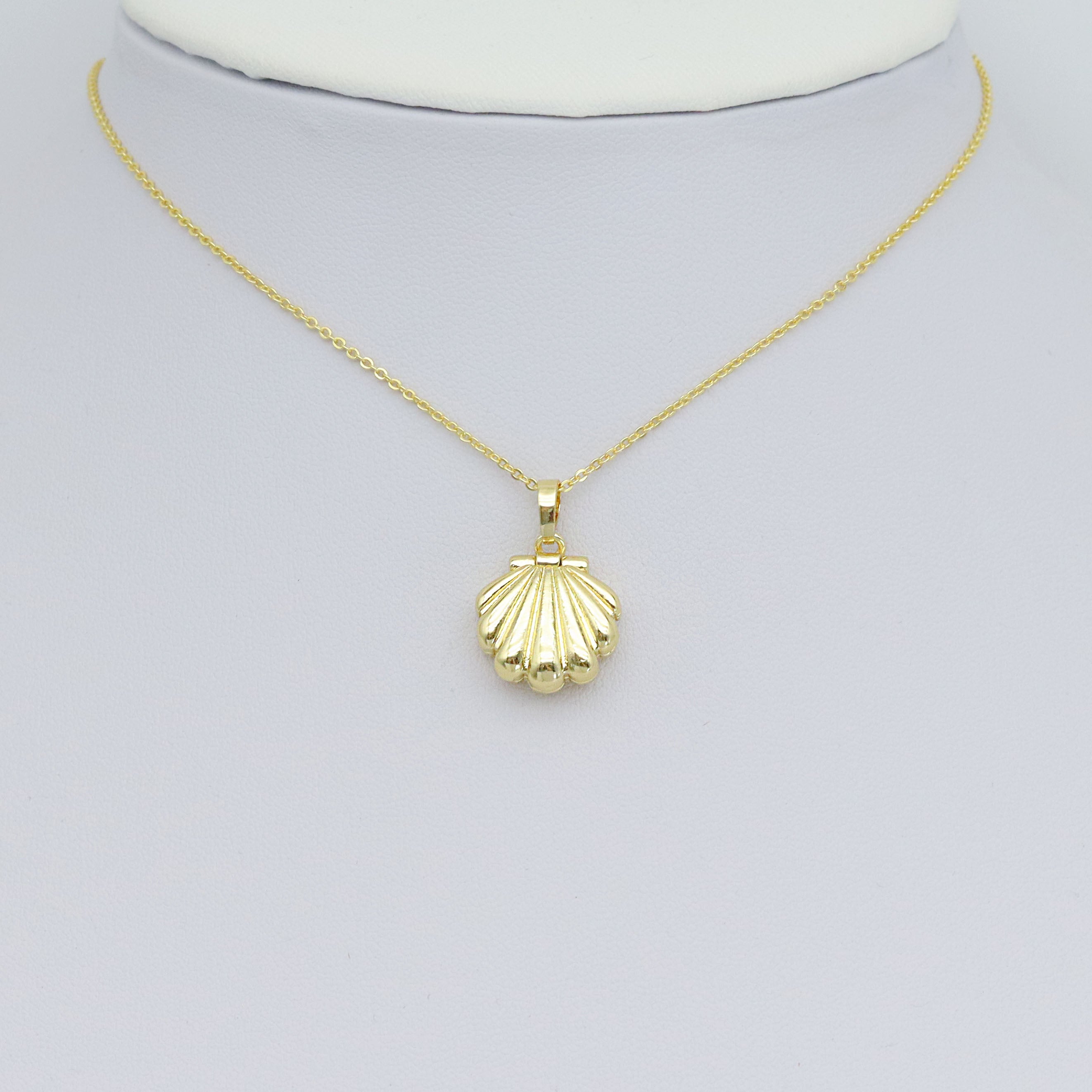 White Pearl Gold Shell Shape charm, Sku#LK1022