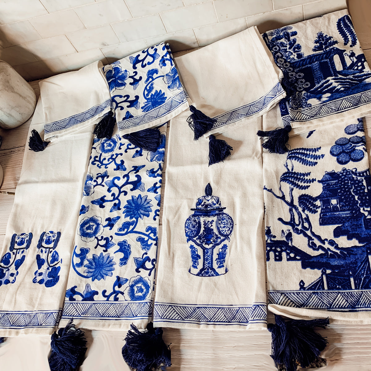 Chinoiserie Tea Towels 100% Cotton Oversized Embroidered Dish Towels Tassels