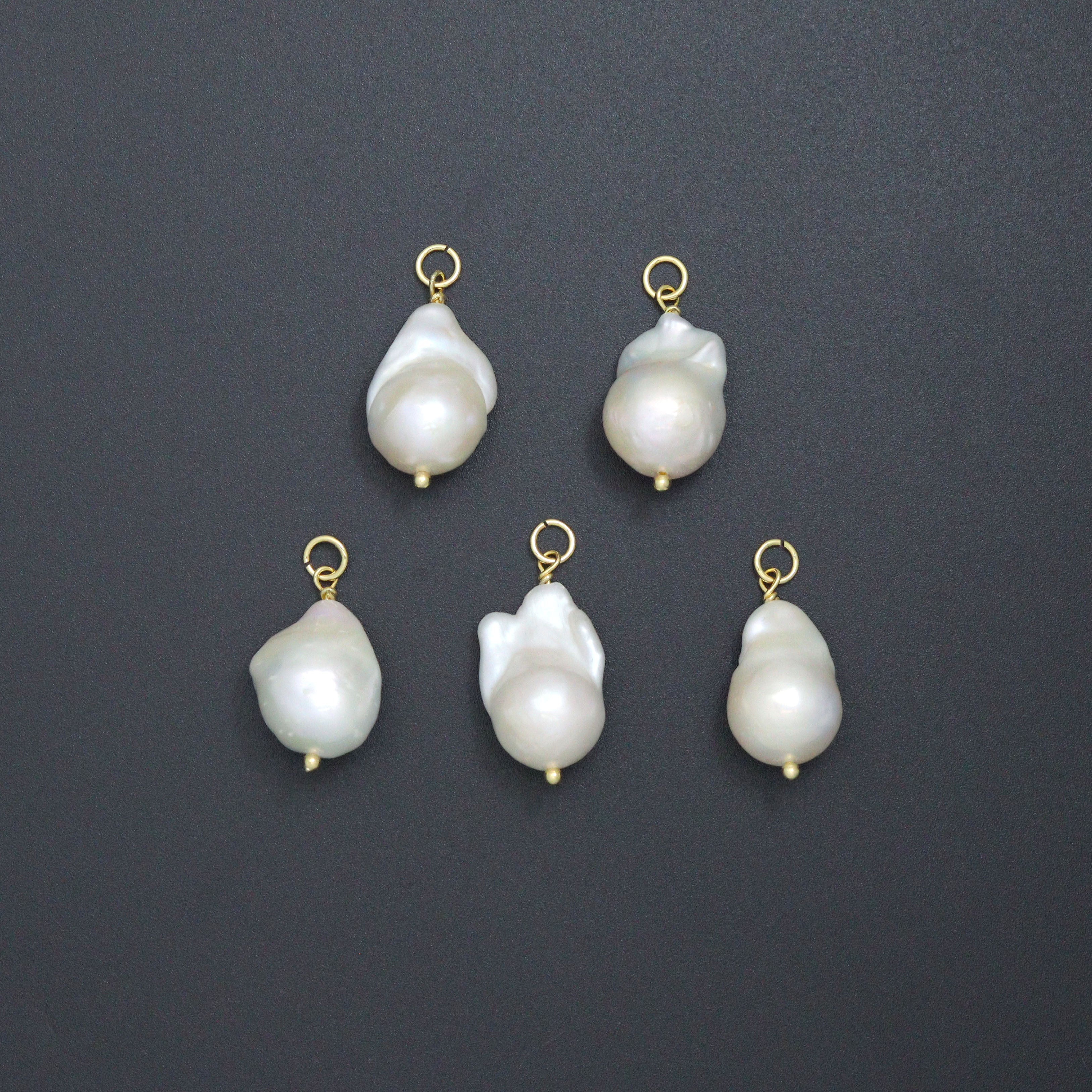 Natural Baroque Pearl Pendant charm, Sku#EF802