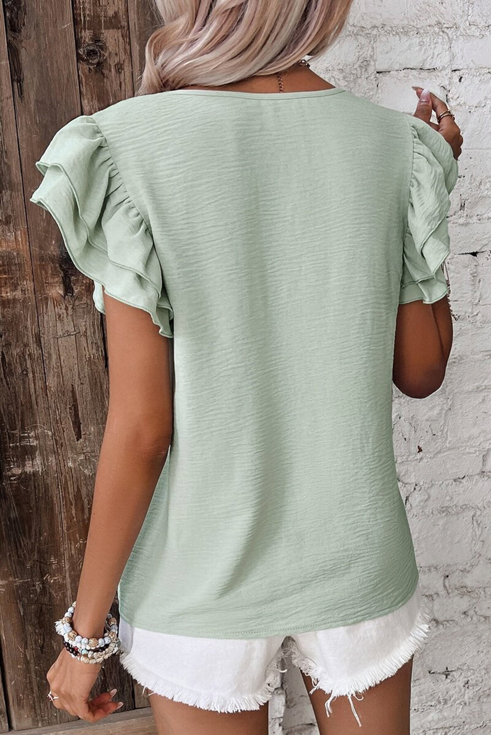 Melania - Lightweight Ruffled Sleeve Top