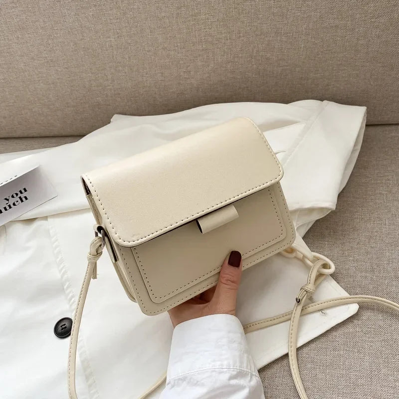 Sac à bandoulière pour femme de petite taille | Sac messager léger en cuir PU (Sac à main à rabat, Sac de voyage d'été pour femme)
