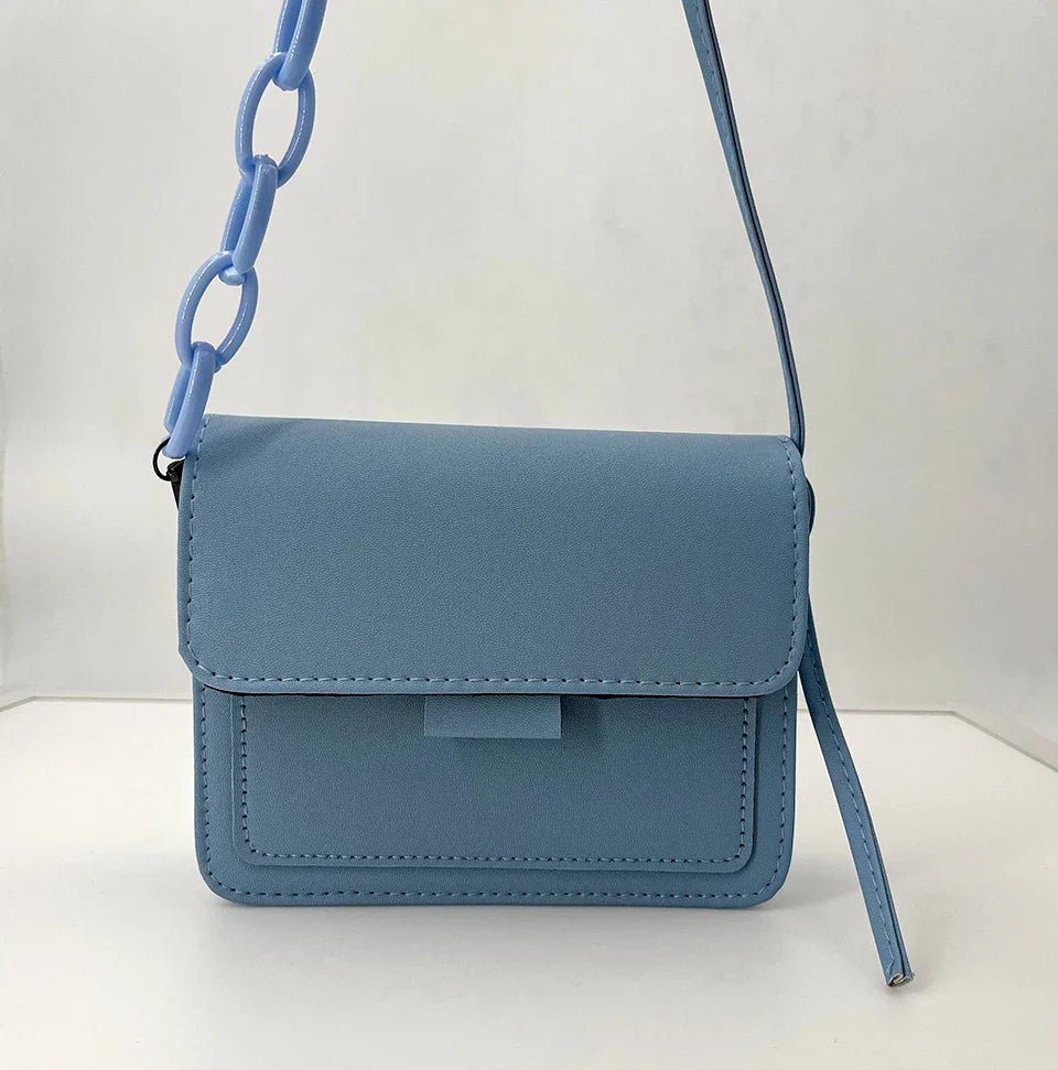 Sac à bandoulière pour femme de petite taille | Sac messager léger en cuir PU (Sac à main à rabat, Sac de voyage d'été pour femme)
