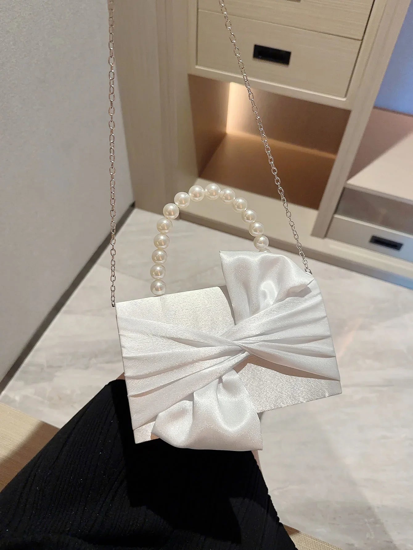 Pochette de Soirée Élégante Fleurie pour Femme | Sac de Mariage Blanc & Pochette de Banquet en Fausse Perle (Fête, Bal de Promo, Sac Habillé)