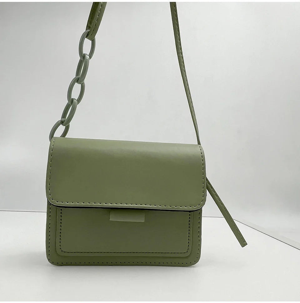 Sac à bandoulière pour femme de petite taille | Sac messager léger en cuir PU (Sac à main à rabat, Sac de voyage d'été pour femme)