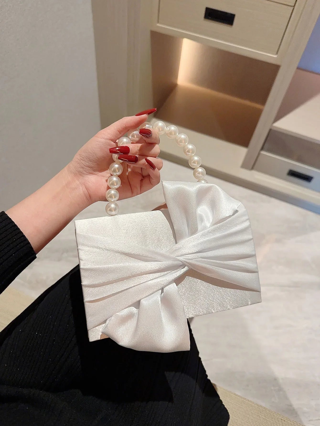 Pochette de Soirée Élégante Fleurie pour Femme | Sac de Mariage Blanc & Pochette de Banquet en Fausse Perle (Fête, Bal de Promo, Sac Habillé)